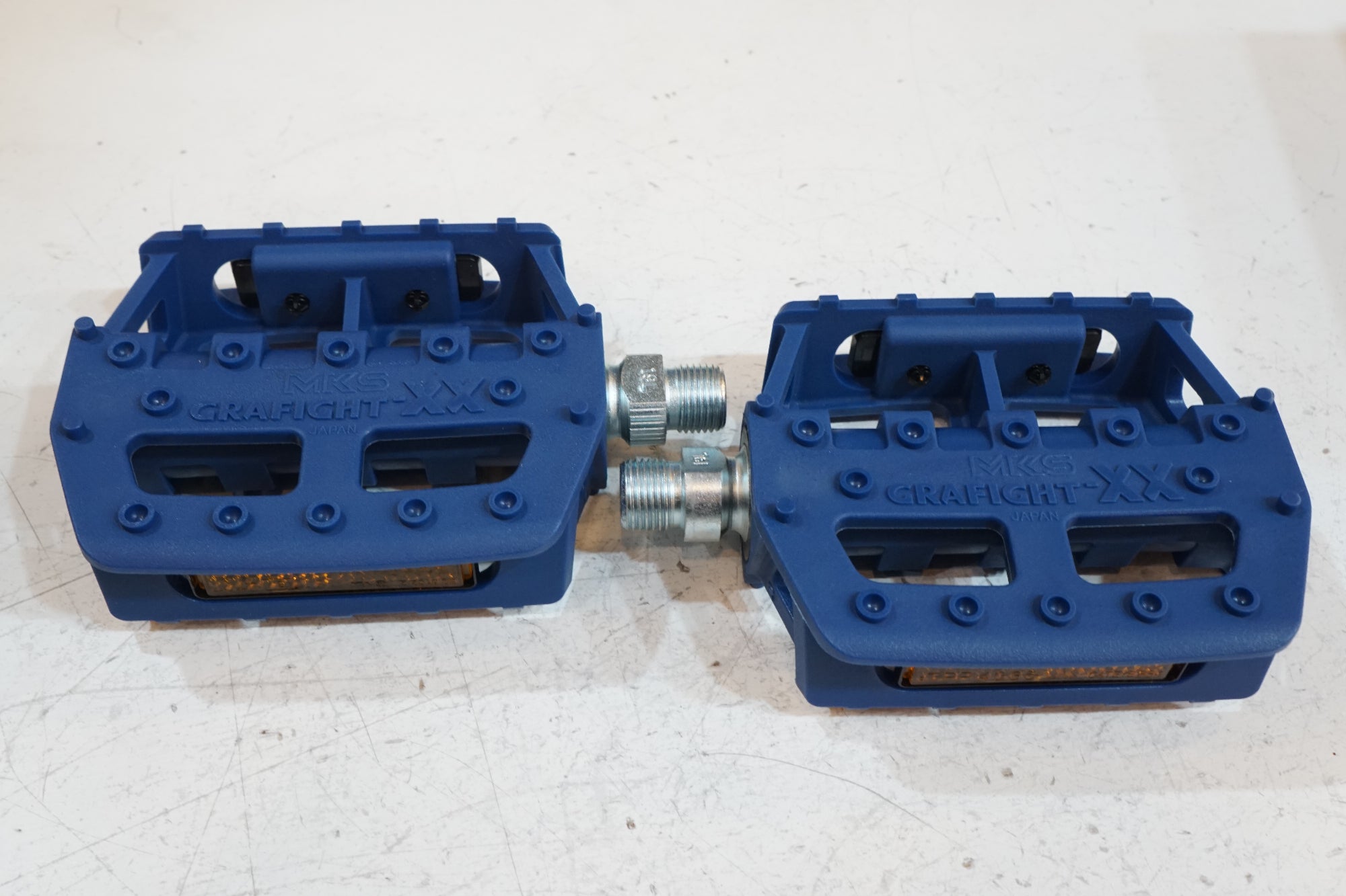MKS 「ミカシマ」 GRAFIGHT-XX ペダル / バイチャリ浦和ベース