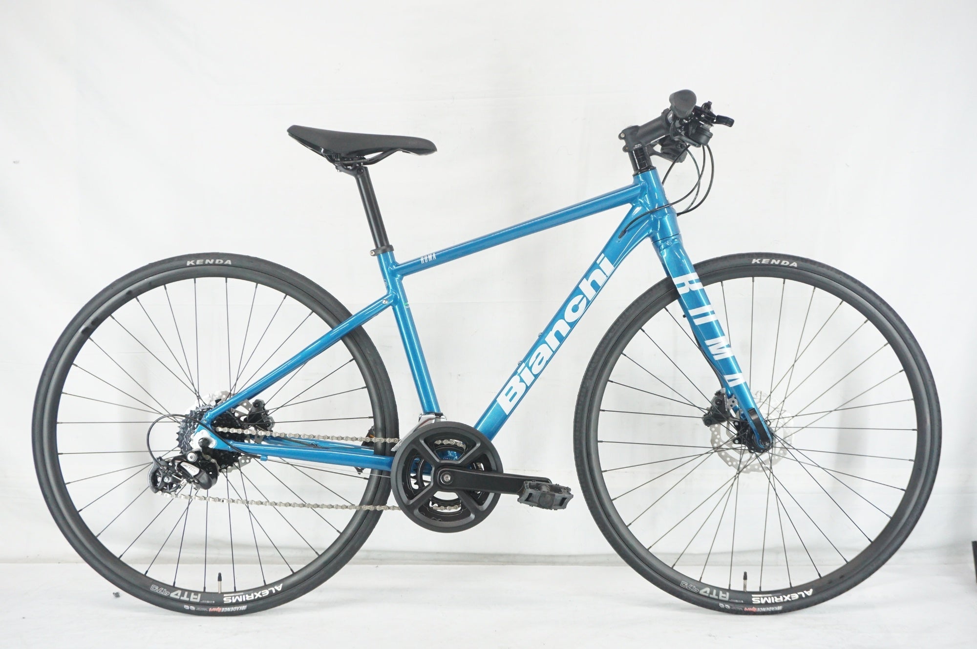 BIANCHI 「ビアンキ」 ROMA 3 2022年モデル クロスバイク / 阪急塚口店