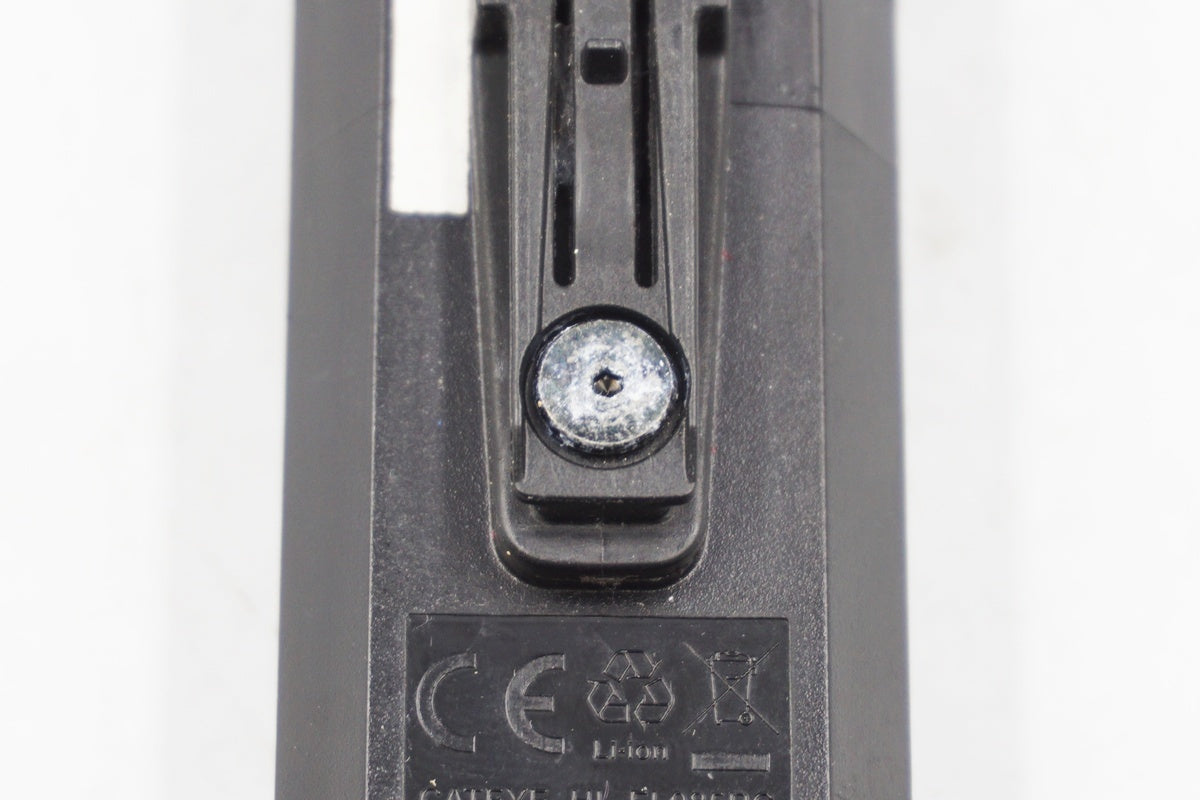 CATEYE 「キャットアイ」 AMPP500 フロントライト / 奈良店