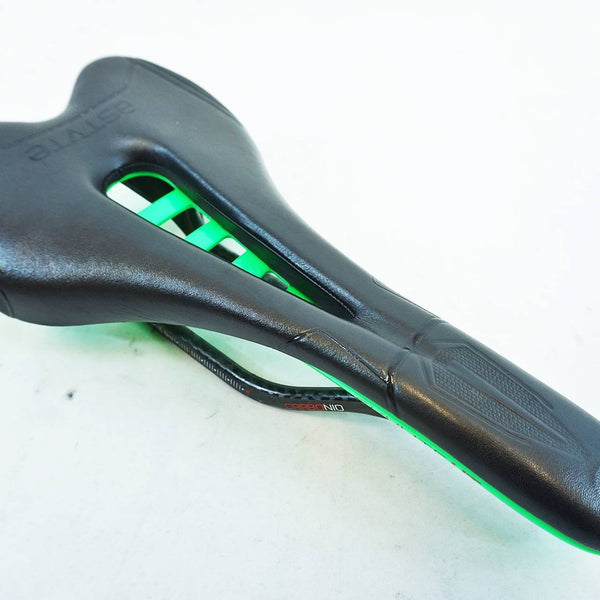 ASTVTE STARLITE VT カーボンレール アスチュート　スターライト ASTVTE STARLITE-VT PILARGA カーボンレール ブラック