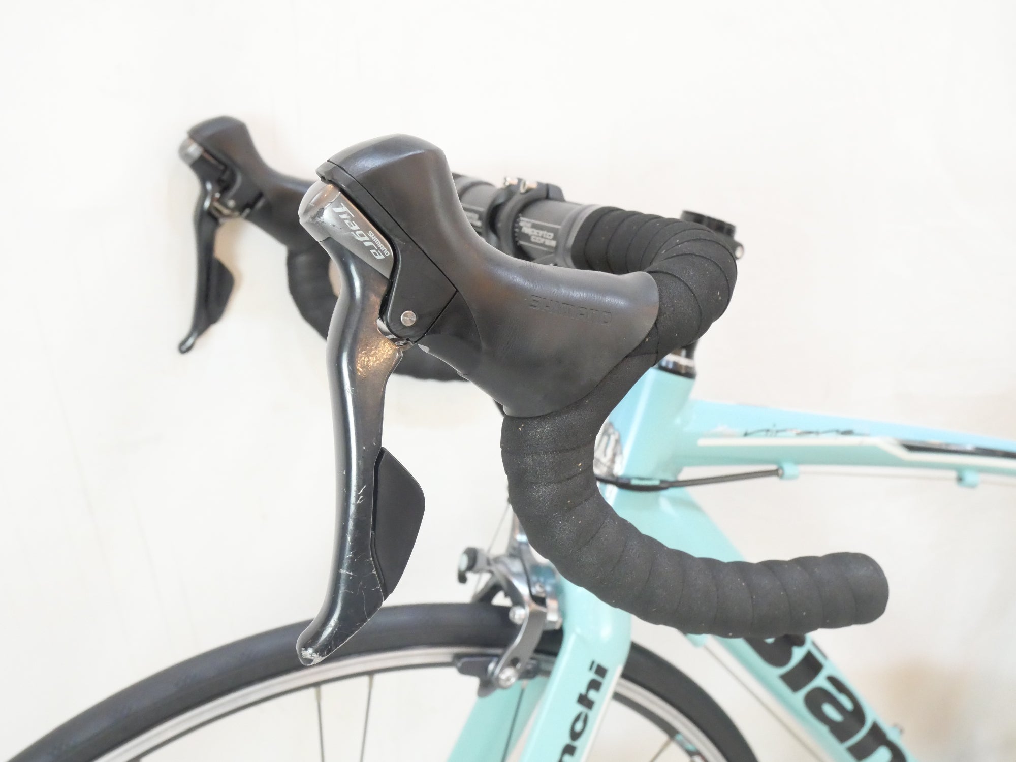 bianchi VIA NIRONE7 2017/18 ペダルカバー付属 BIANCHI ( ビアンキ ) ロードバイク VIA NIRONE7 DISC ( ヴィア
