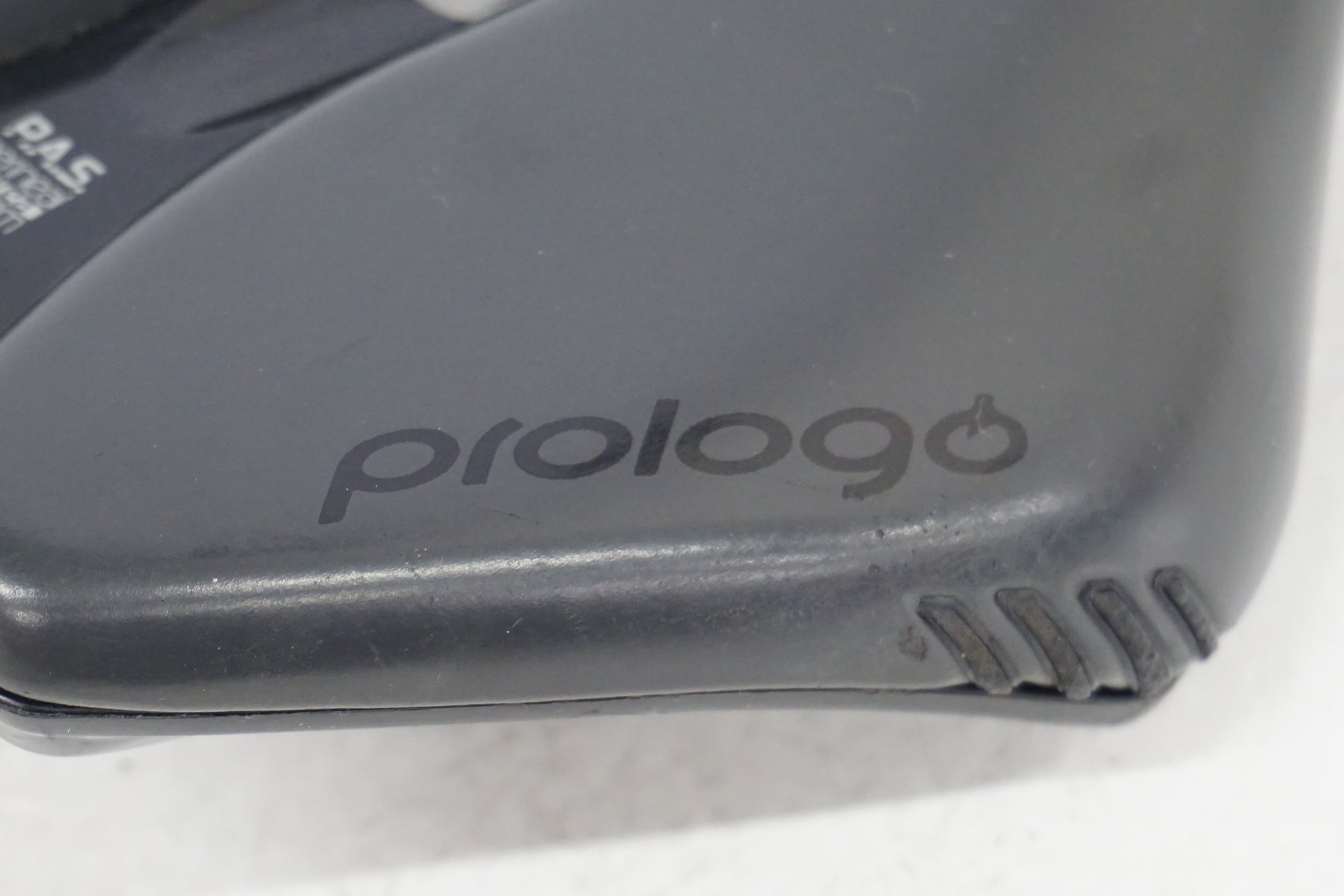 PROLOGO 「プロロゴ」 DIMENSION NDR 143 TIROX サドル / 浜松店