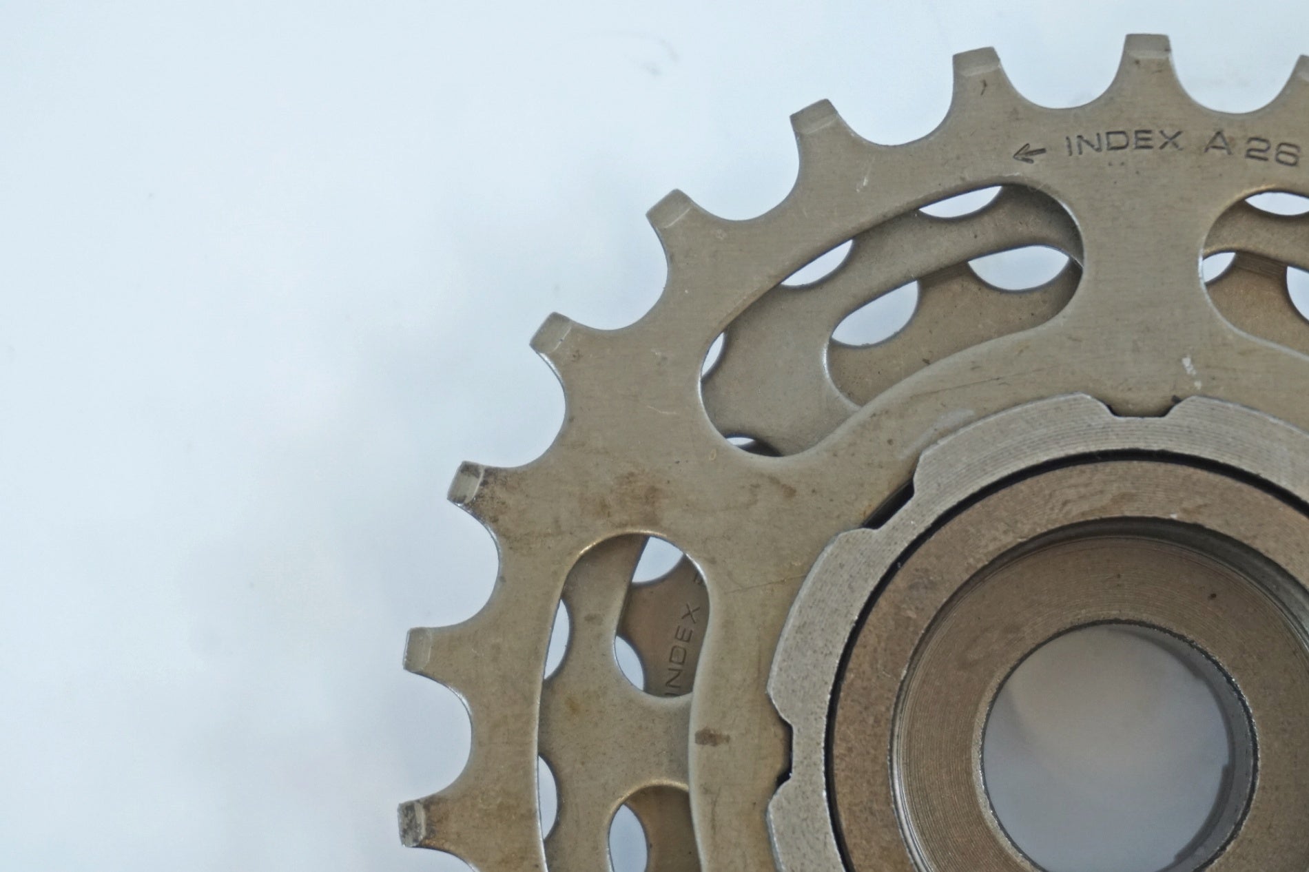 SUNTOUR 「サンツアー」 AP スプロケット 13-24T 6S ボスフリー / 有明ガーデン店