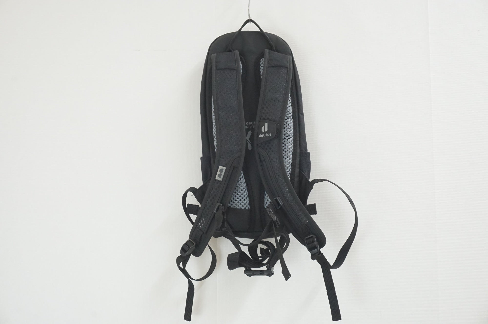 DEUTER 「ドイター」 ULTRA RIDE 6 バックパック / 福岡店