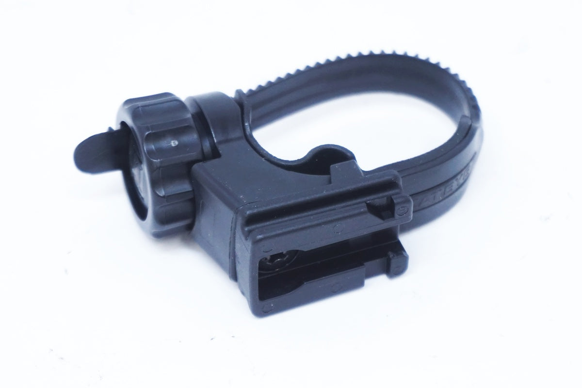 CATEYE 「キャットアイ」 GVOLT100 フロントライト / 大阪美原北インター店