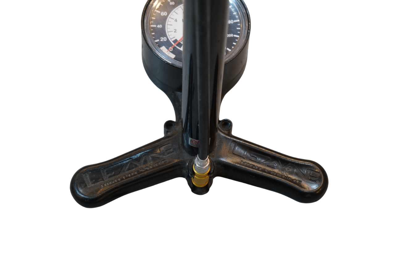 LEZYNE 「レザイン」 ALLOY FLOOR DRIVE フロアポンプ / バイチャリ浦和ベース