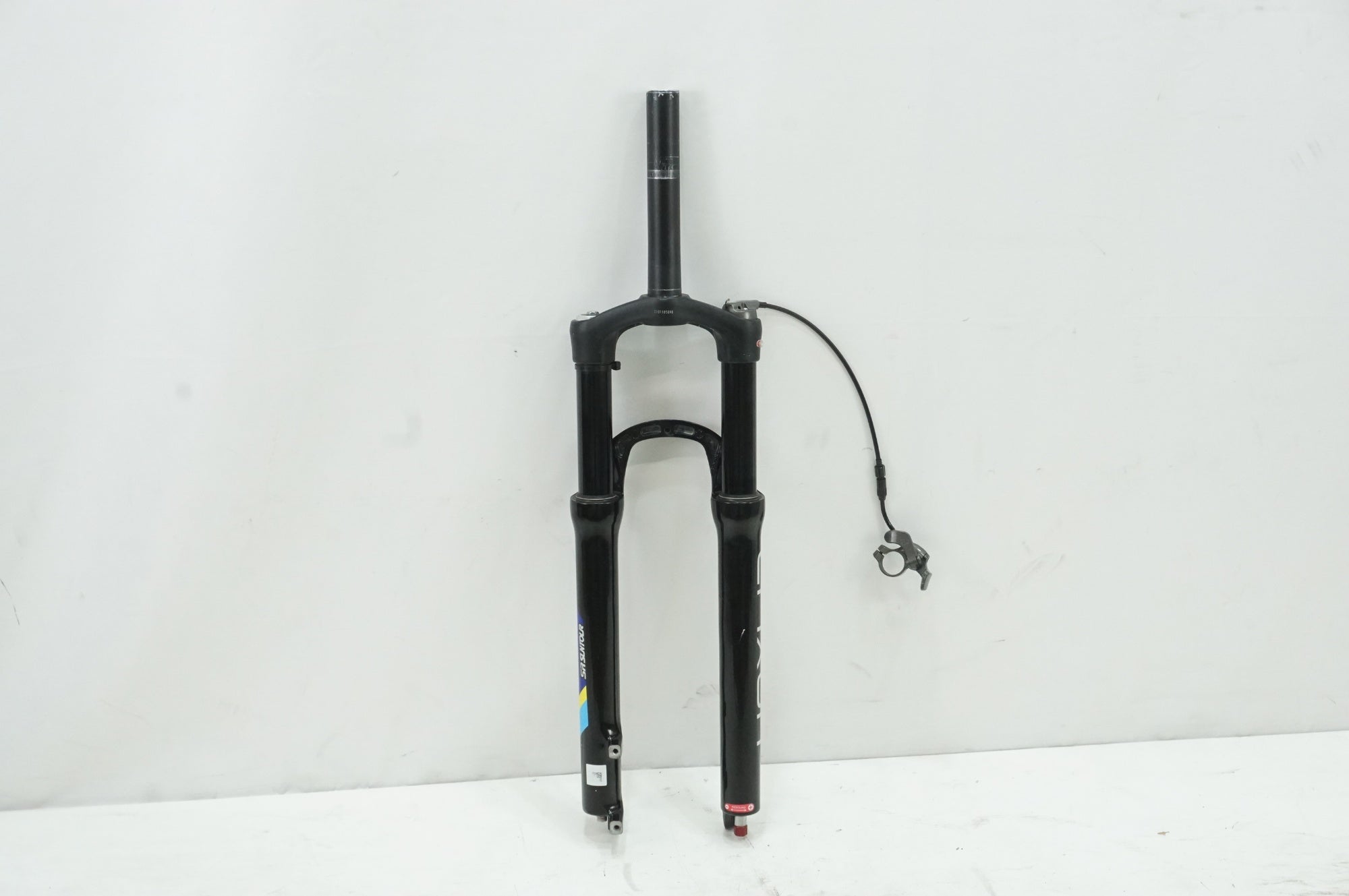 SR SUNTOUR 「エスアールサンツアー」 EPIXON 27.5 サスペンションフォーク / 大宮店