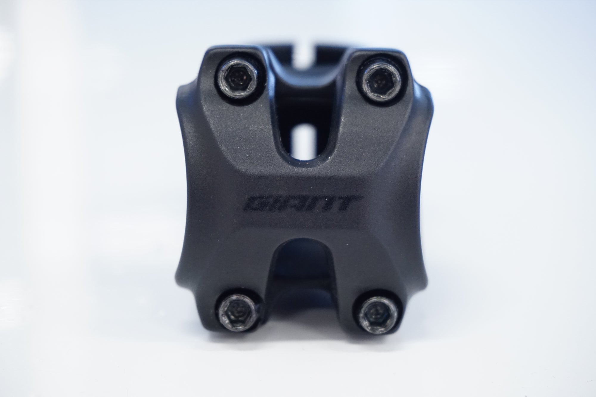 GIANT 「ジャイアント」 CONTACT φ31.8 50mm ステム / 浜松店