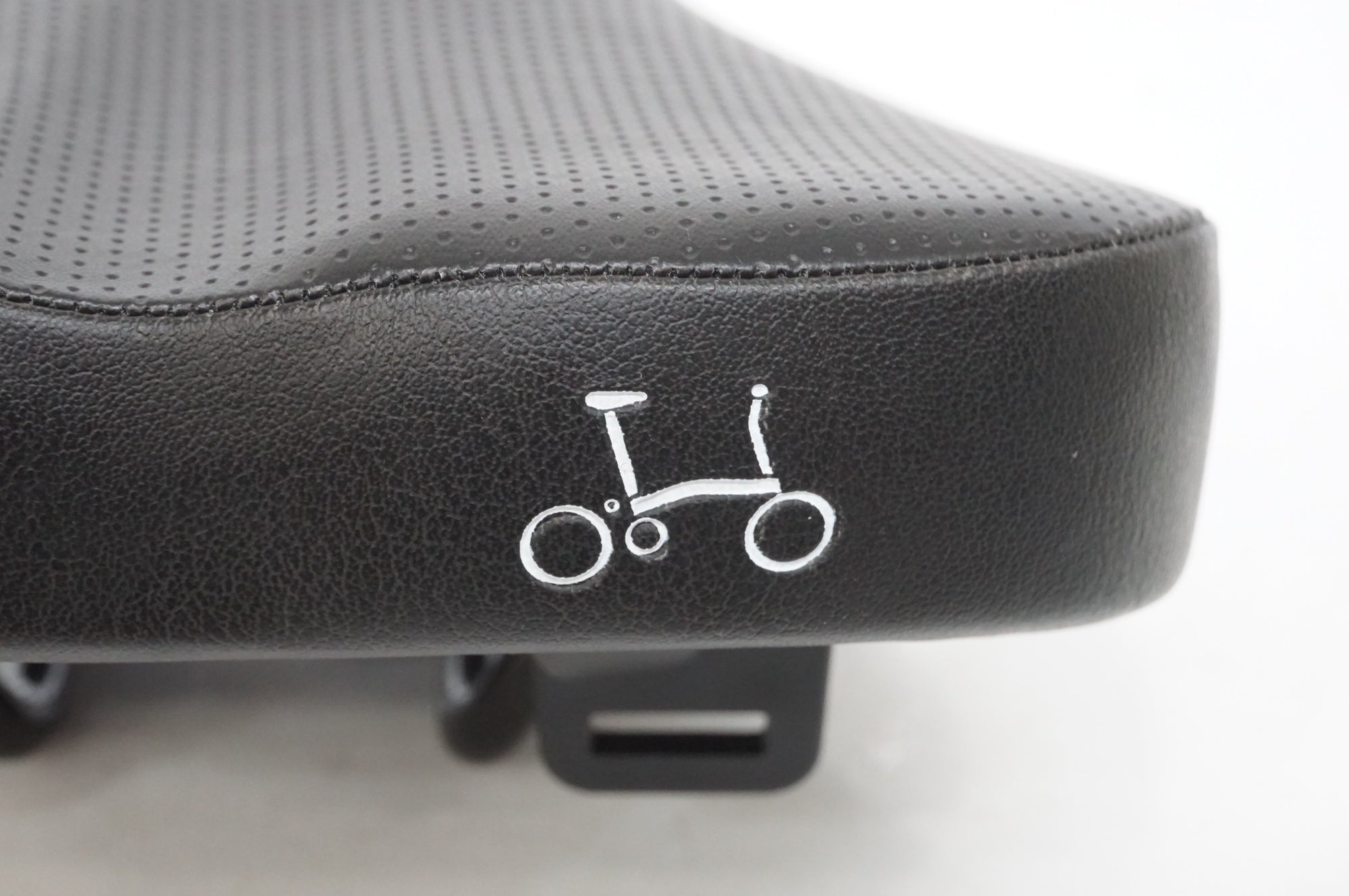 BROMPTON 「ブロンプトン」 純正 サドル / 大宮店 ｜ バイチャリ公式