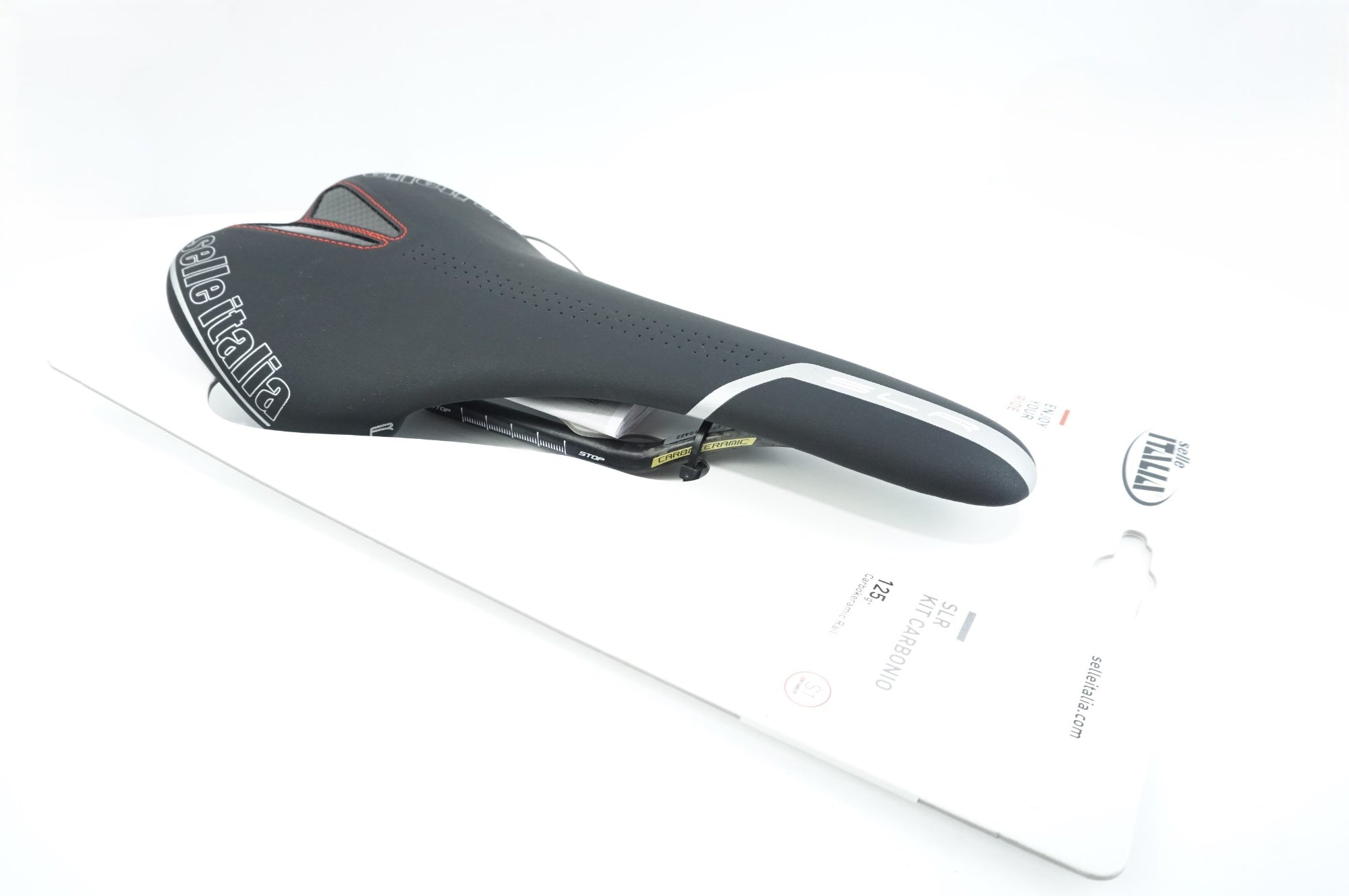 SELLE ITALIA 「セライタリア」 SLR KIT CARBONIO サドル / 中目黒店