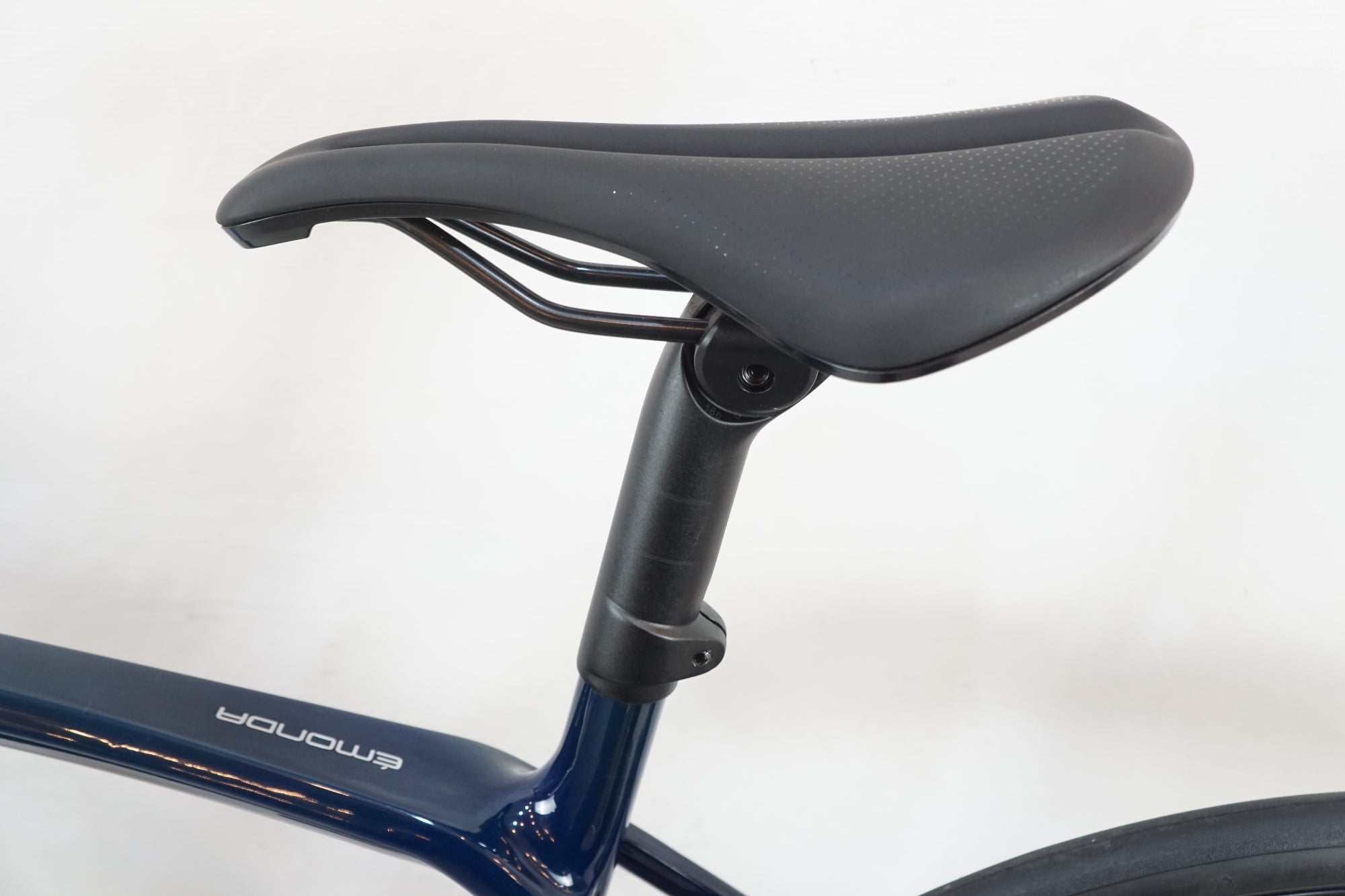 TREK 「トレック」 EMONDA SL5 DISC 2021年モデル ロードバイク / 大宮店