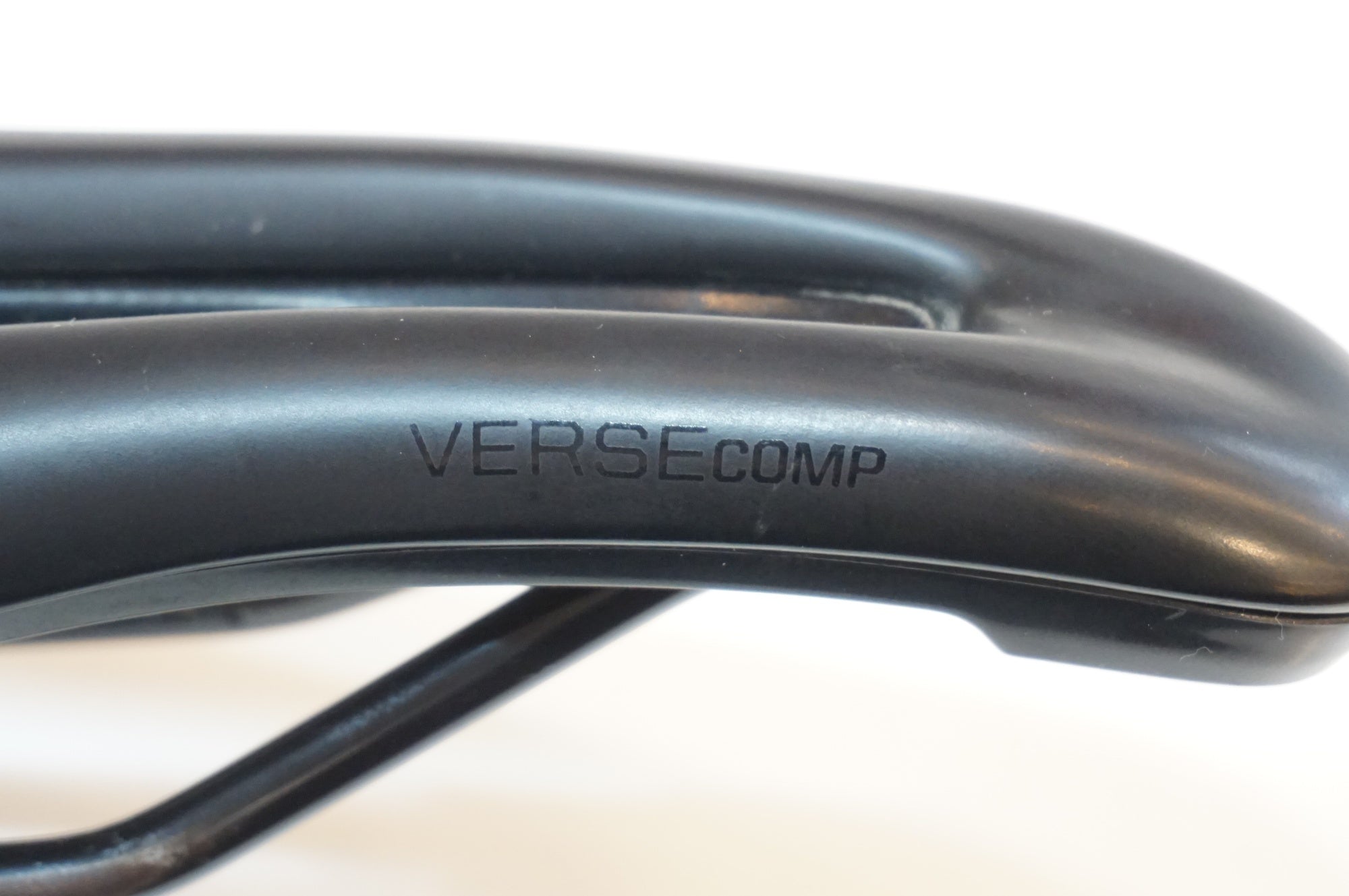 BONTRAGER 「ボントレガー」 VERSE COMP サドル / 浦和ベース