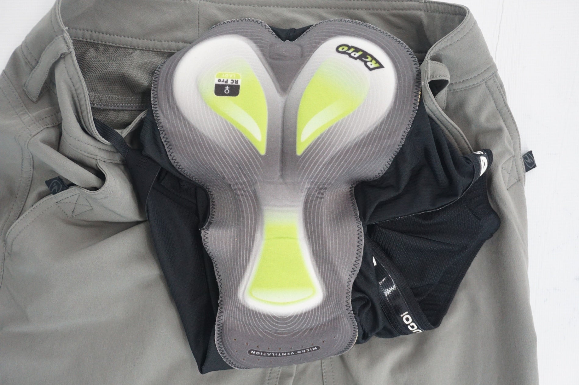 SUGOI 「スゴイ」 GRETA SHORT S/Pサイズ ハーフパンツ / 阪急塚口店