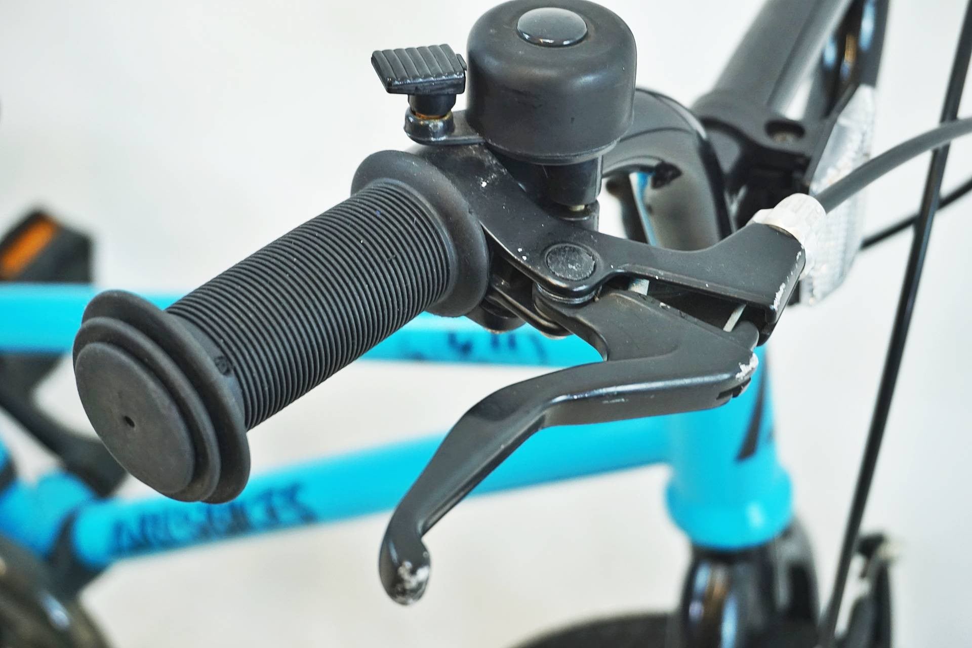 ARESBIKES 「アーレスバイク」 A/KID 14インチ 2022年モデル キッズ