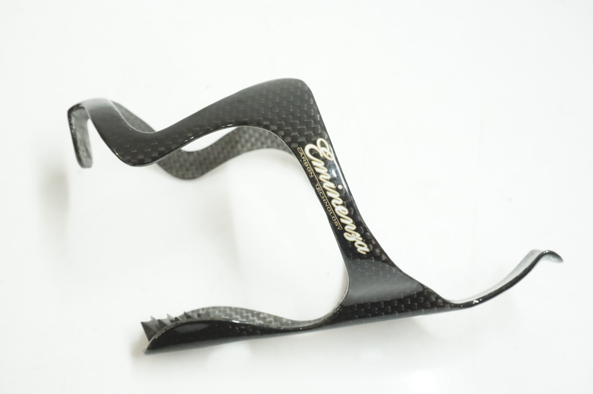 EMINENZA 「エミネンザ」 カーボン ボトルケージ