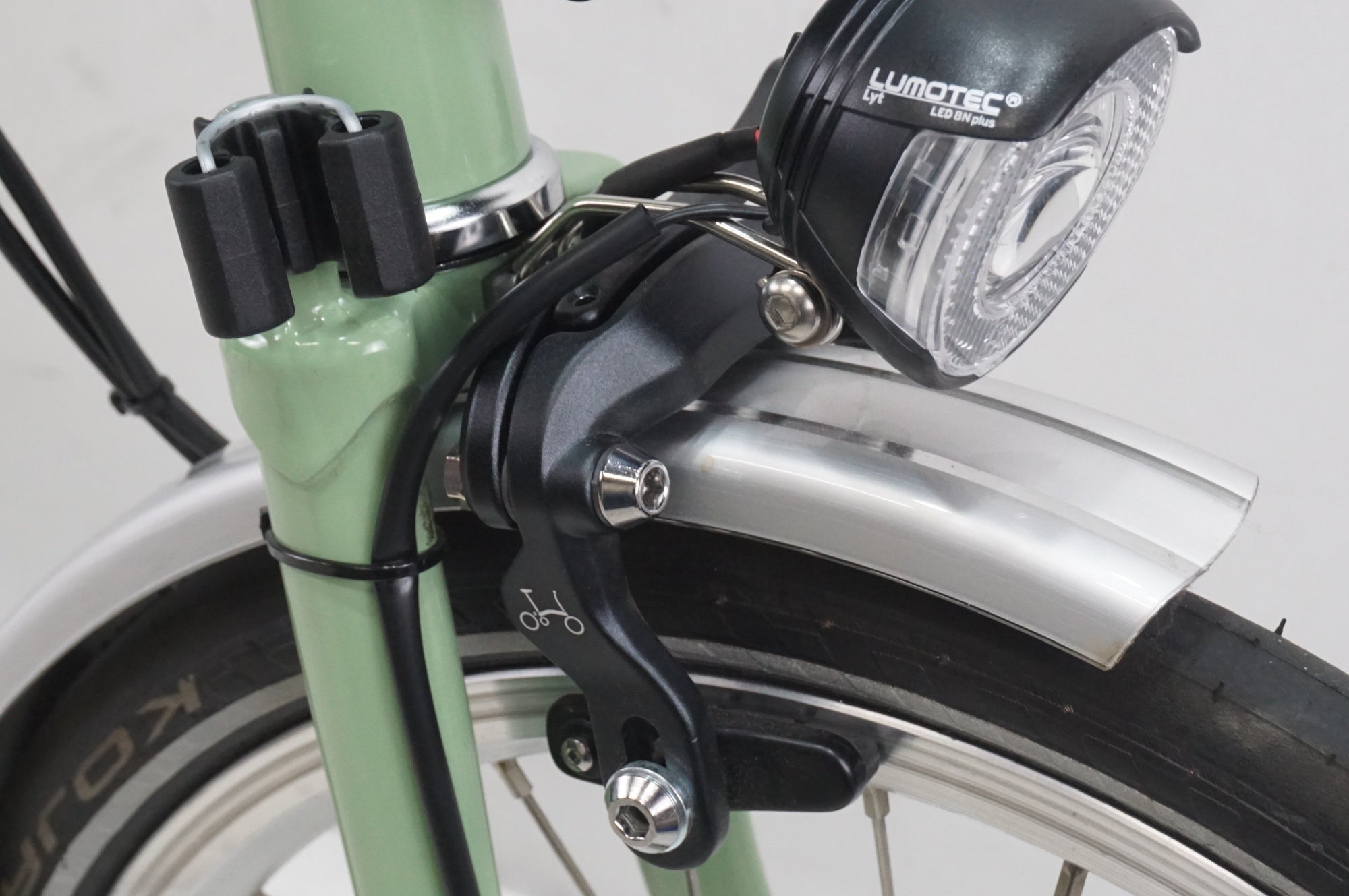 BROMPTON 「ブロンプトン」 CLASSIC EDITION INSPIRED BY LONDON 2024年モデル 16インチ 折り畳み自転車 / 大宮店