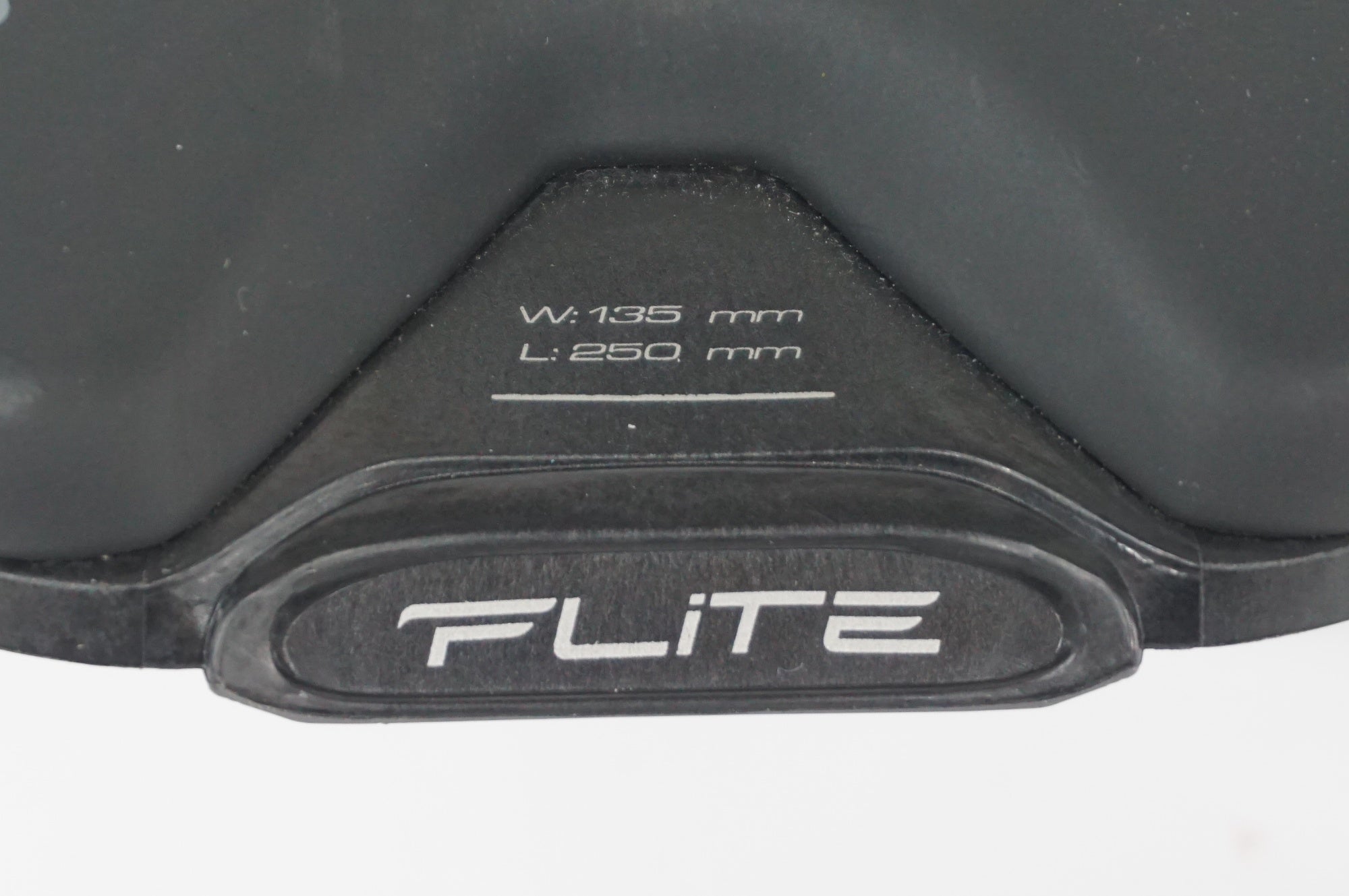 SELLE ITALIA 「セライタリア」 FLAT FLITE BOOST TM サドル
