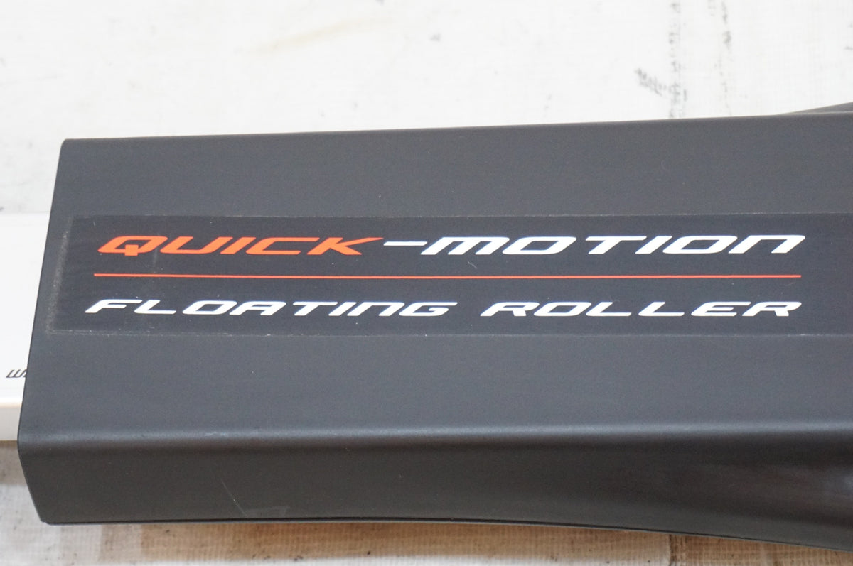 ELITE 「エリート」 QUICK MOTION 3本ローラー / 浦和ベース