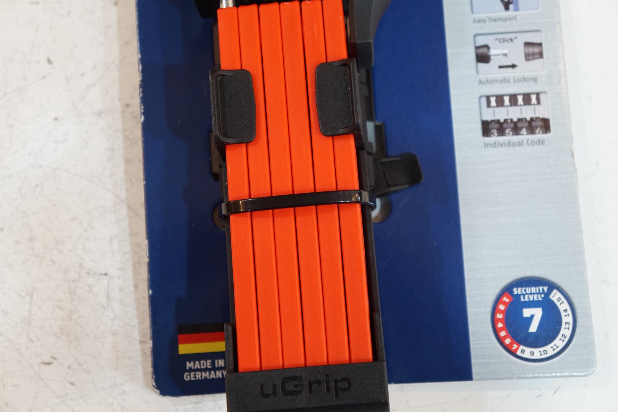 ABUS 「アバス」 UGRIP BORDO 5700C ロック / バイチャリ浦和ベース