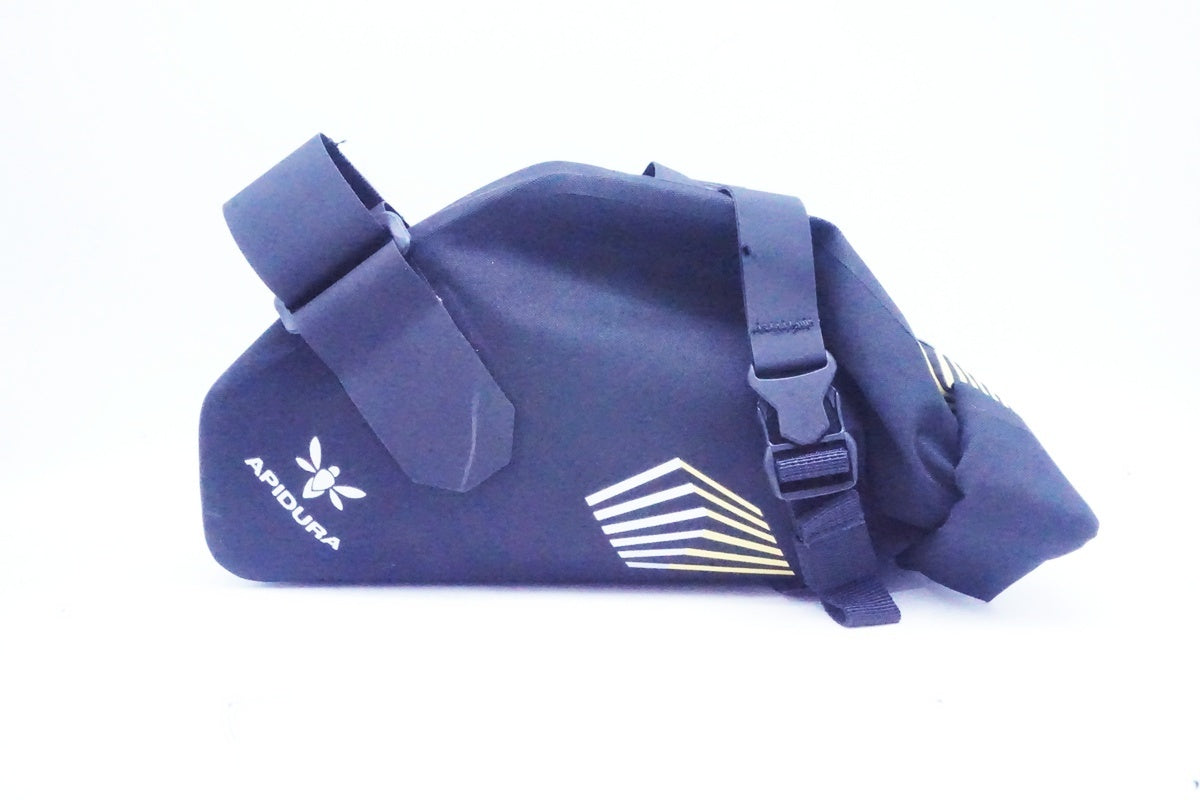 APIDURA「アピデュラ」 サドルバック/ 京都西院店