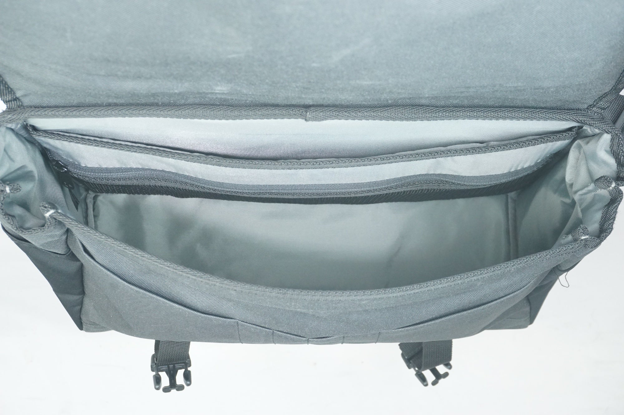 BROMPTON 「ブロンプトン」 MESSENGER BAG フロントバッグ / 中目黒店