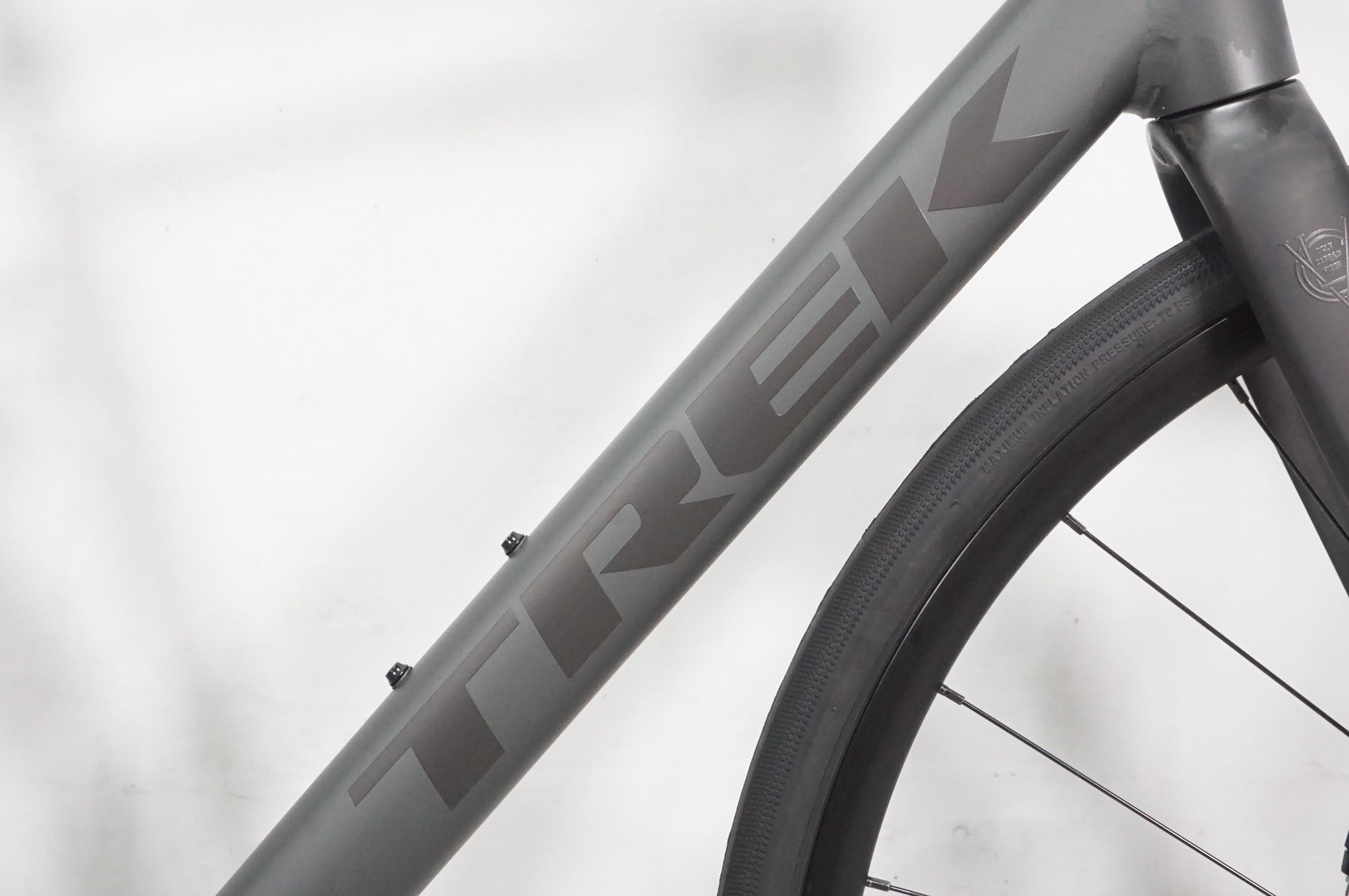 TREK 「トレック」 DOMANE AL2 DISC GEN4 2024年モデル ロードバイク / AKIBA店