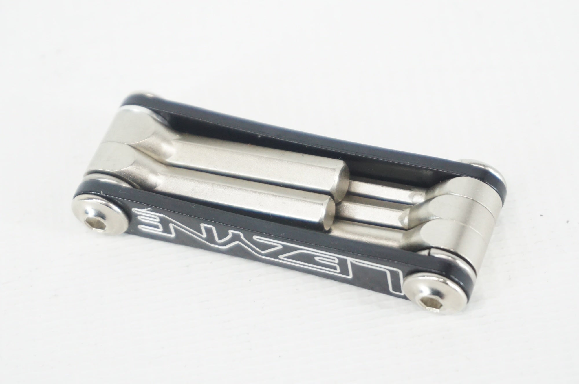 LEZYNE 「レザイン」 V5 携帯工具 / 阪急塚口店