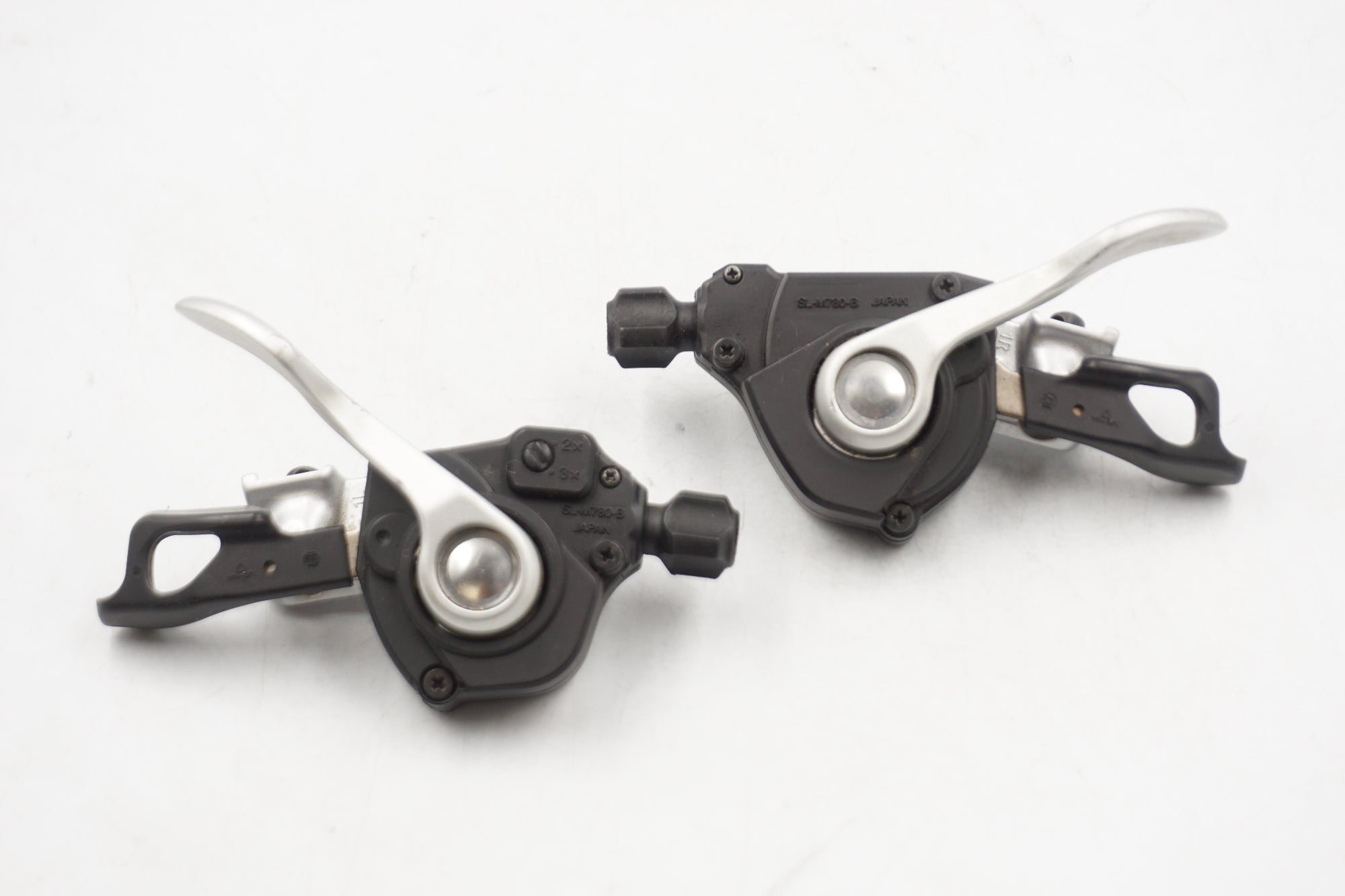 Shimano DEORE XT SL-M780-B シフター・レバー セット SHIMANO 「シマノ」 DEORE XT SL-M780-B I-Spec B シフトレバー / 奈良