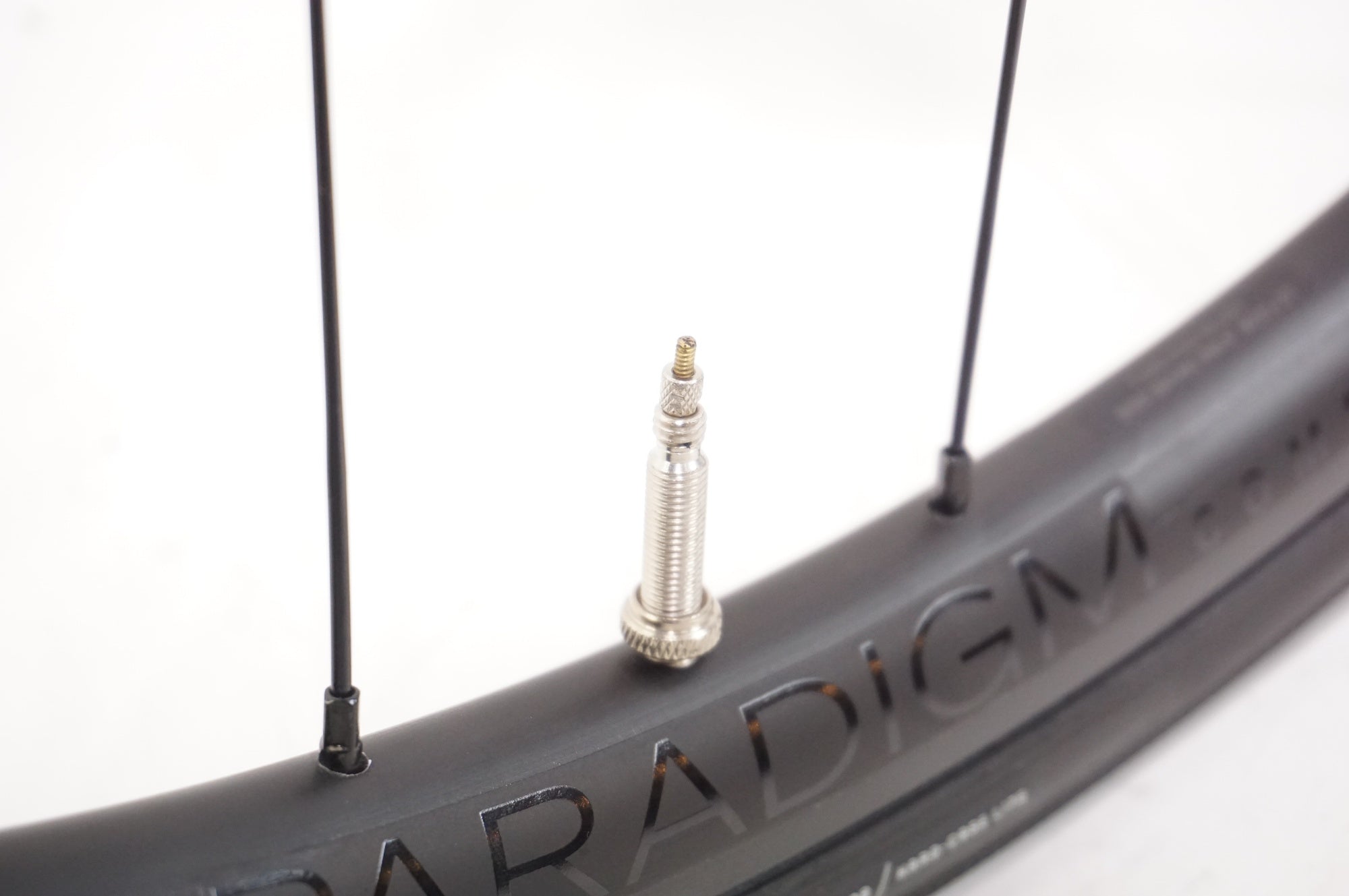 BONTRAGER 「ボントレガー」 PARADIGM COMP DISC シマノ11速 ホイールセット / 中目黒店