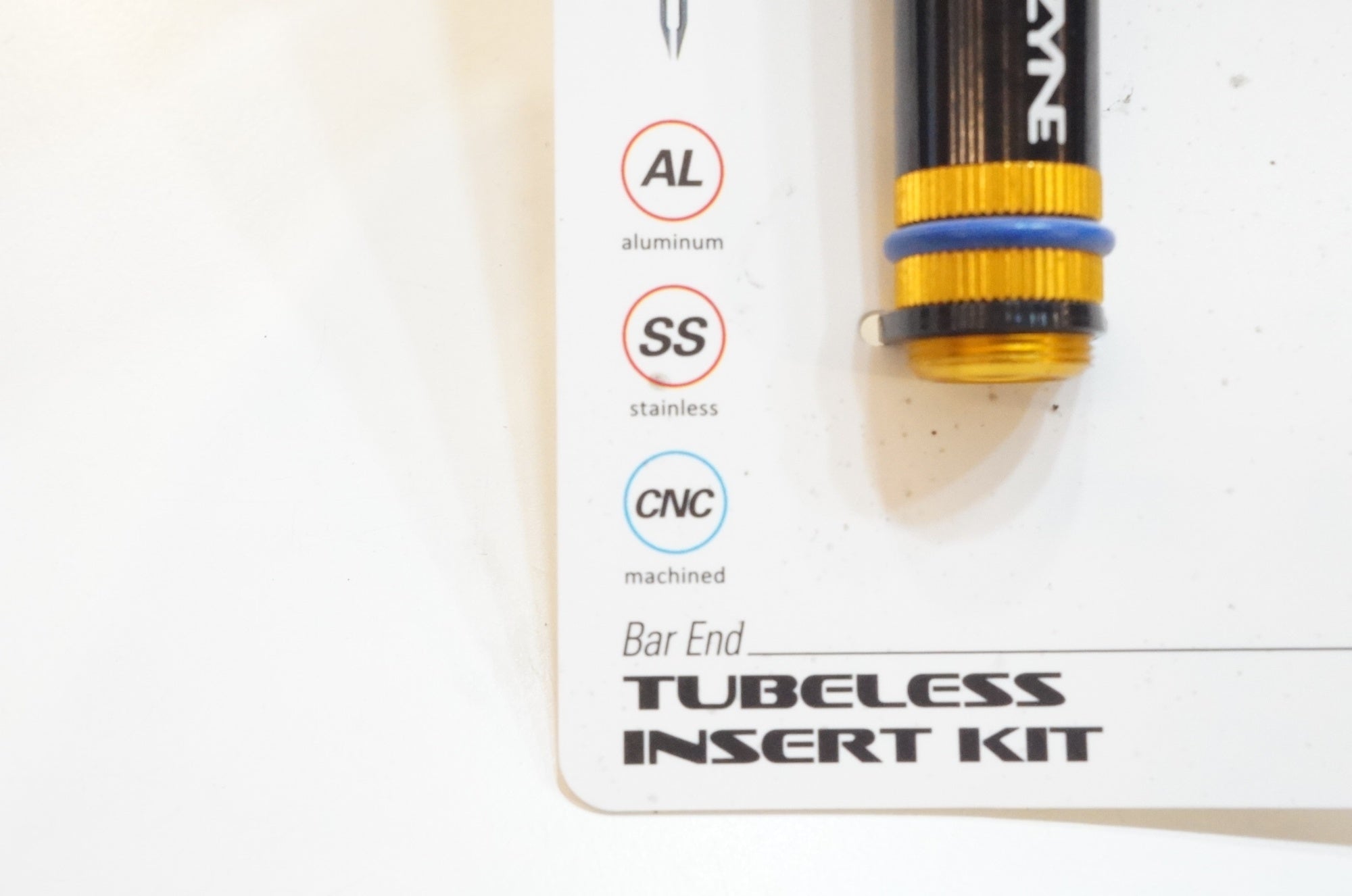 LEZYNE 「レザイン」 TUBELESS INSERT KIT / 浦和ベース