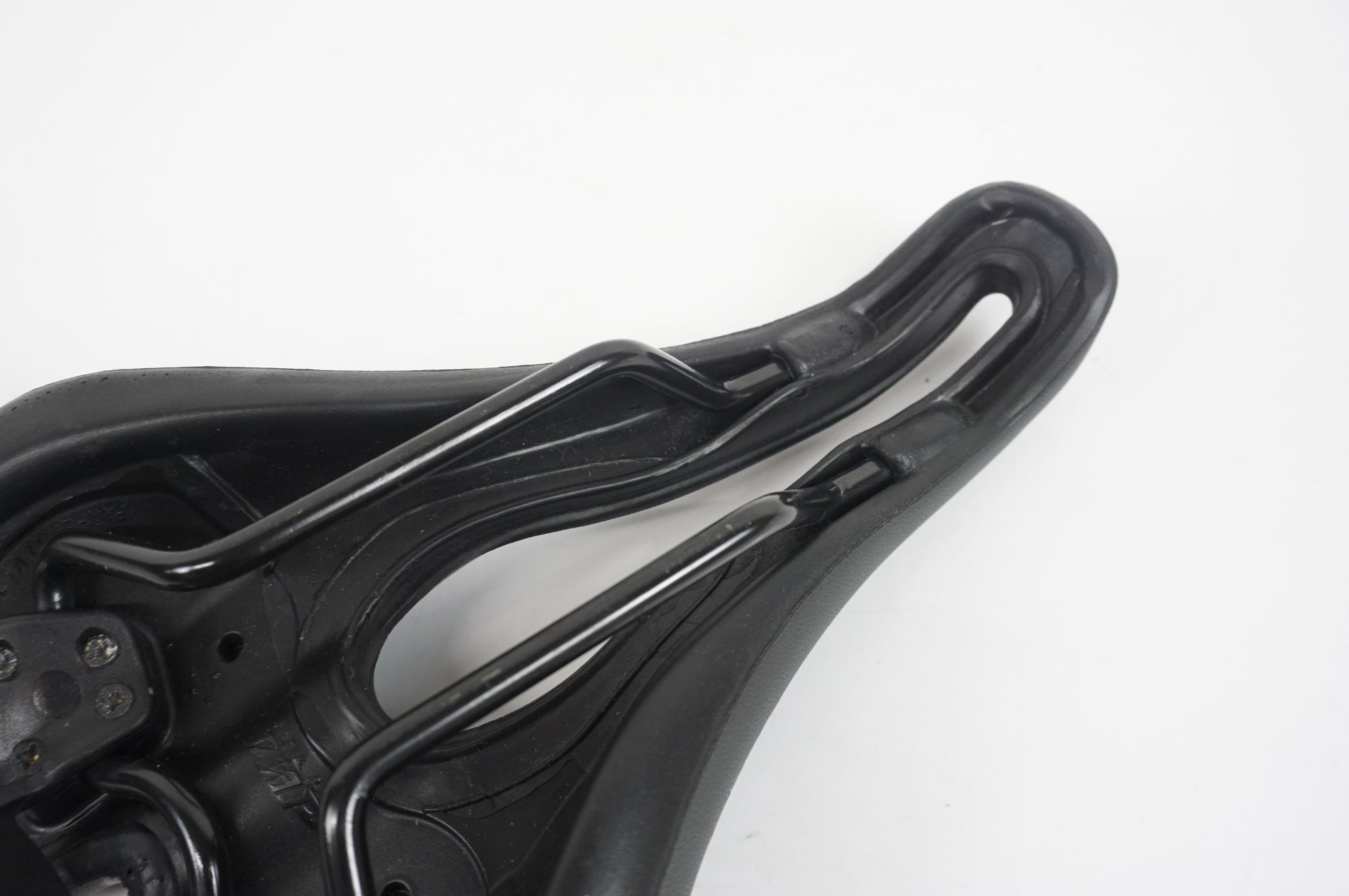 SELLE SMP 「セラエスエムピー」 TRK LARGE サドル / 大宮店