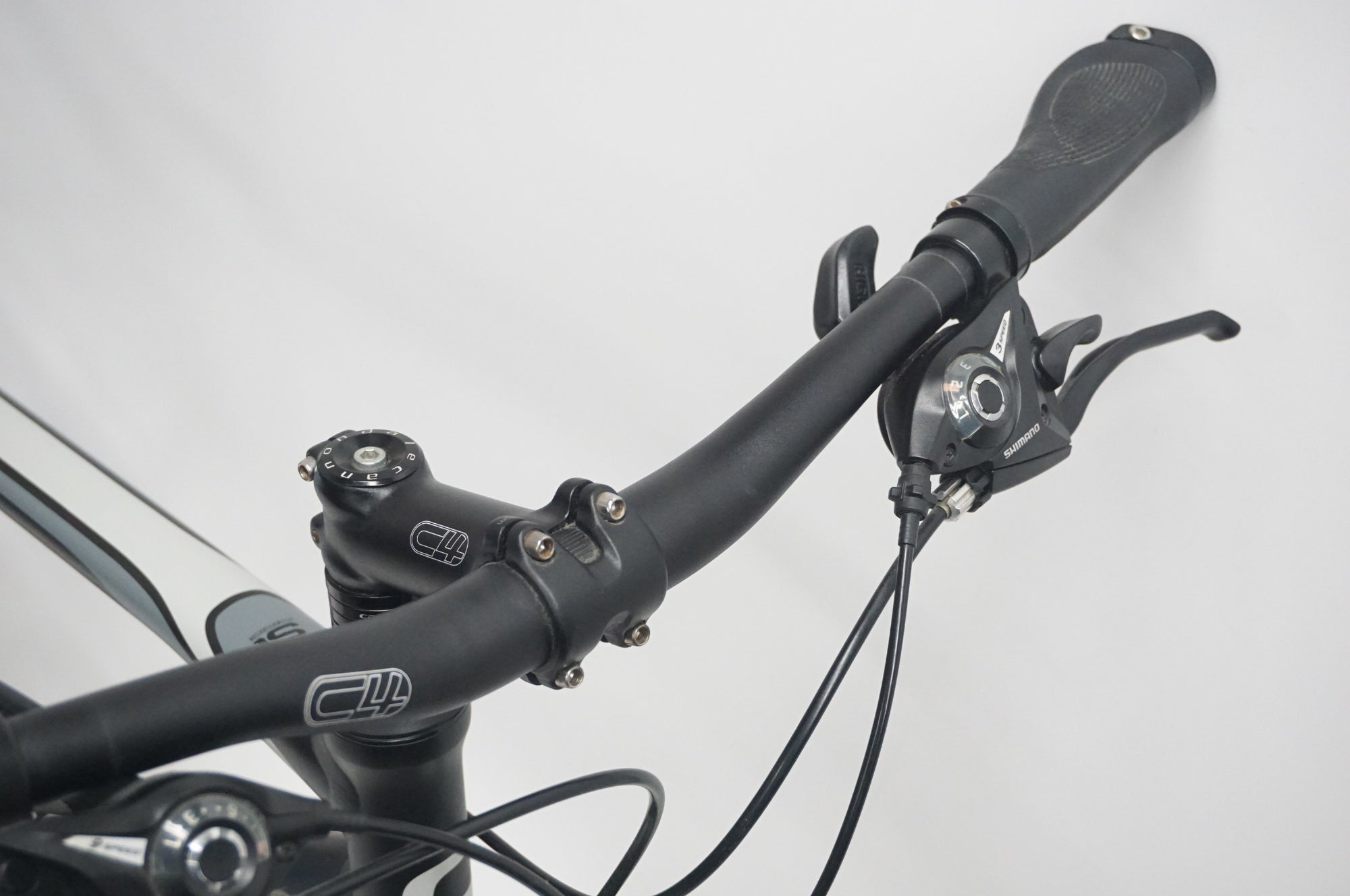 CANNONDALE 「キャノンデール」 QUICK4 2016年モデル クロスバイク CANNONDALE 「キャノンデール」 QUICK4 2016年モデル クロスバイク