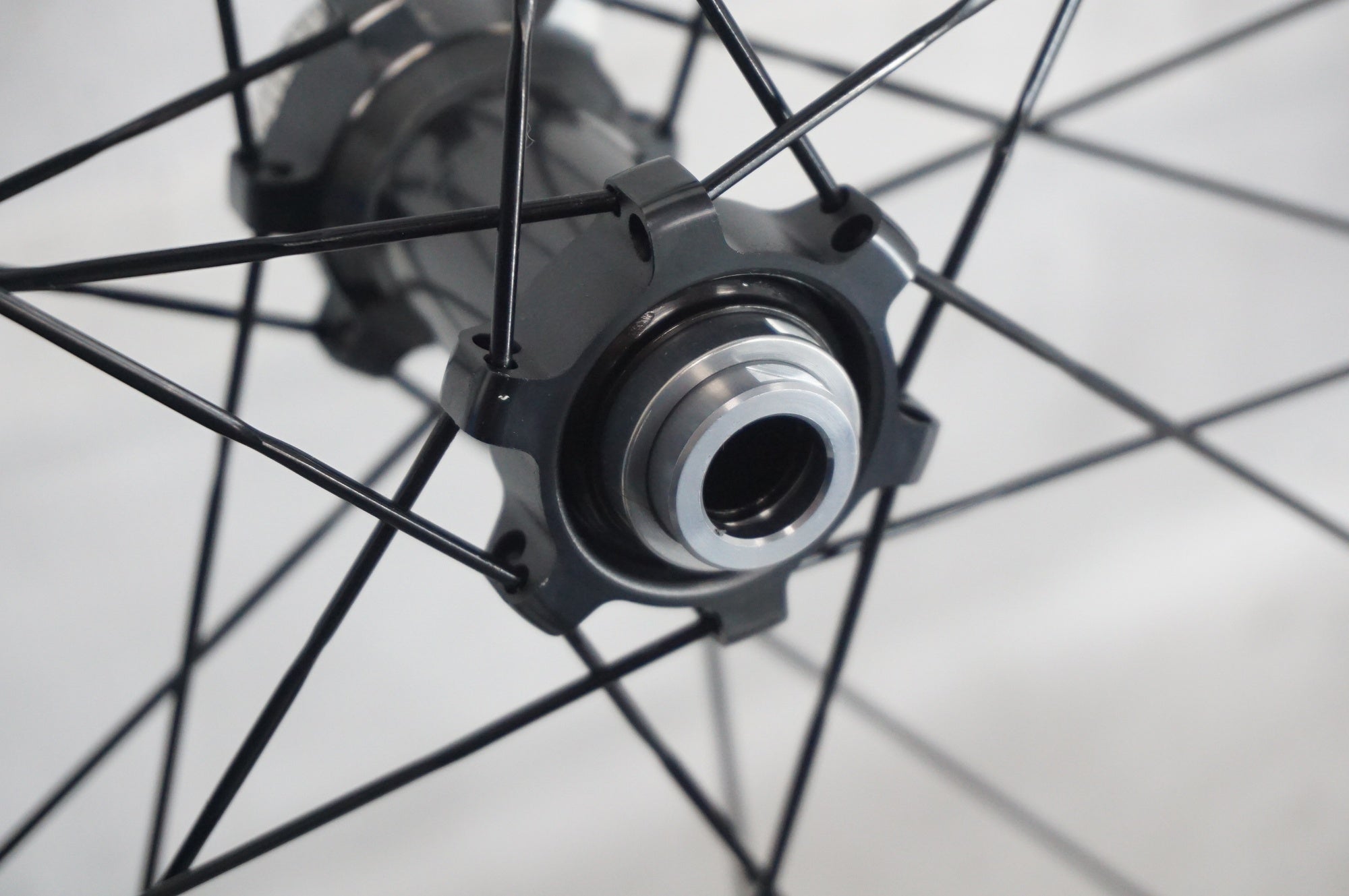 SHIMANO 「シマノ」 ULTEGRA WH-R8170-C36-TL シマノ11-12速 ホイール