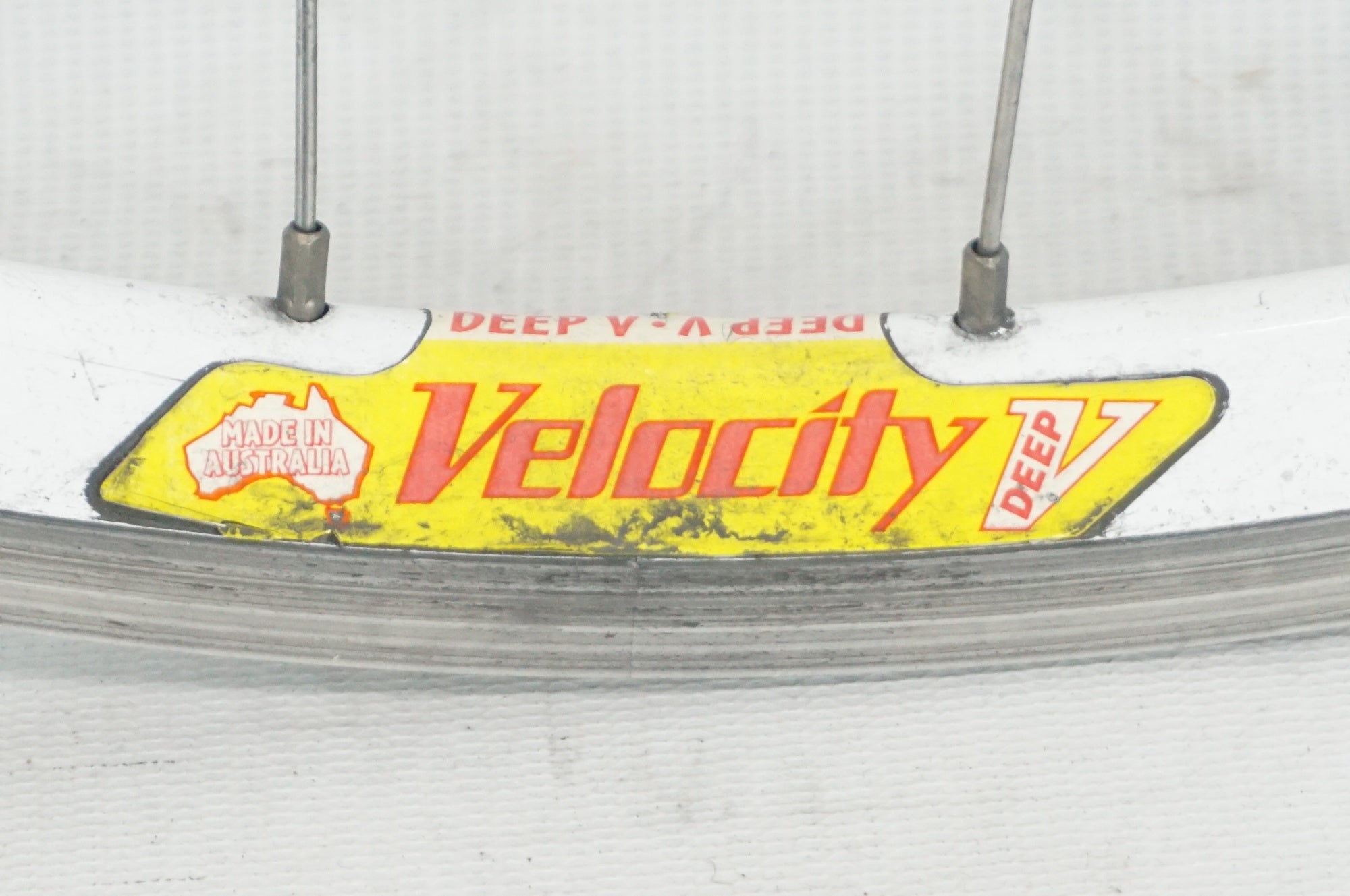 VELOCITY 「ベロシティ」 Deep Vリム SHIMANO DURA-ACE HB-7800ハブ シングル ホイールセット / 阪急塚口店