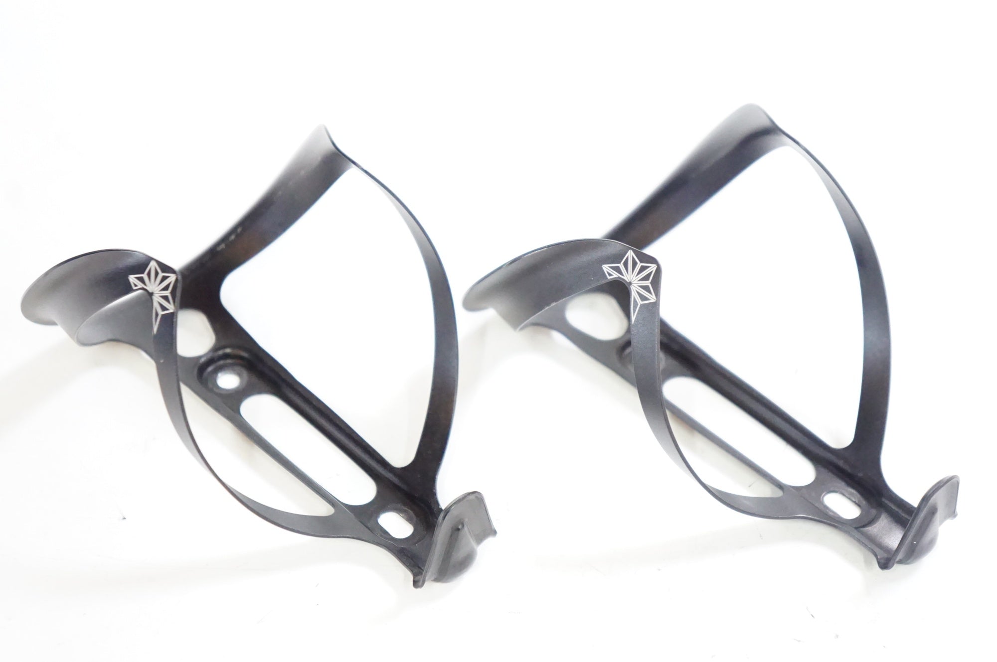 SUPACAZ 「スパカズ」 FLY CAGE ANO ボトルケージセット / 熊谷本店