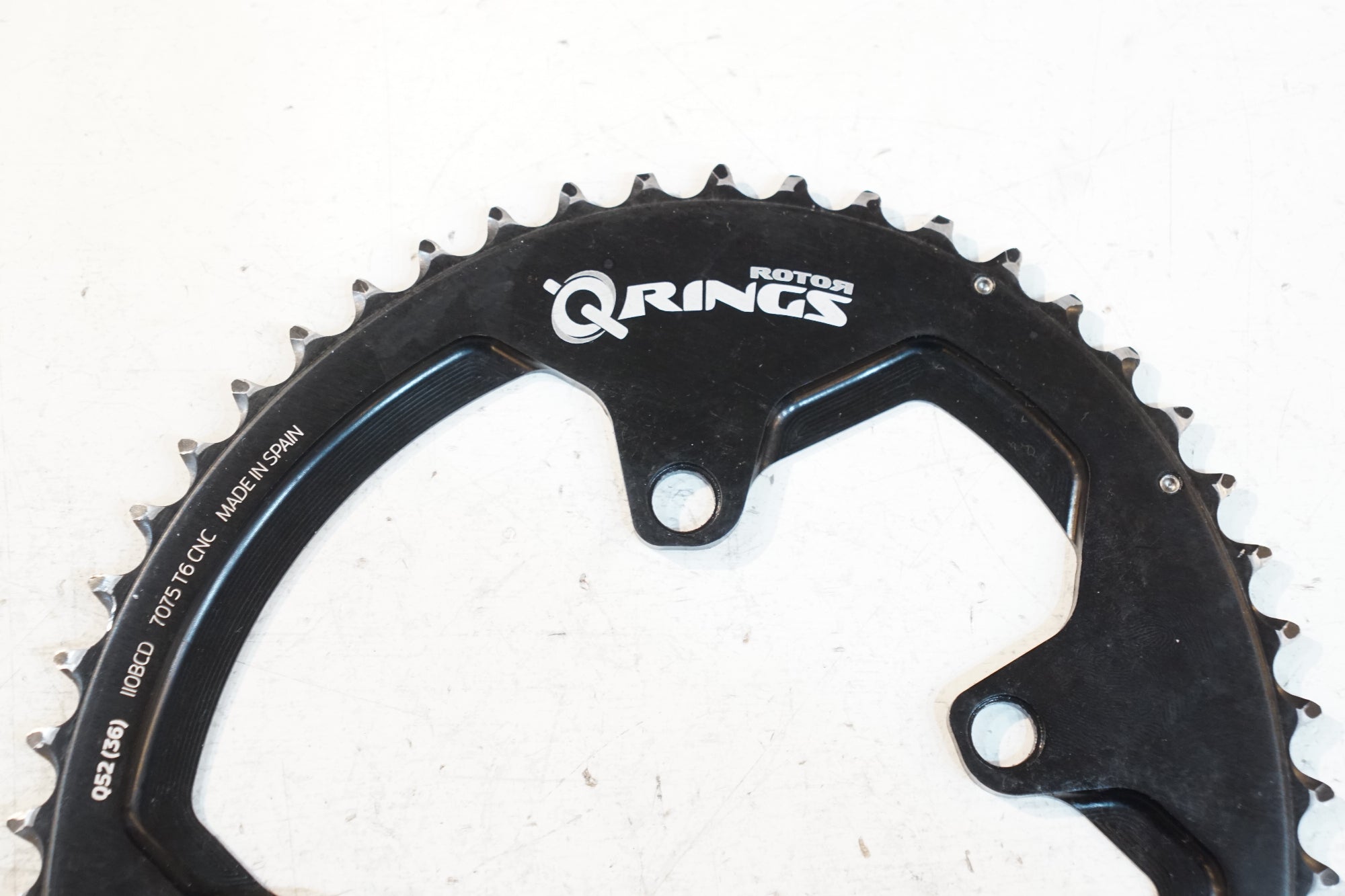 ROTOR 「ローター」 QRINGS 52-36T チェーンリング / バイチャリ浦和