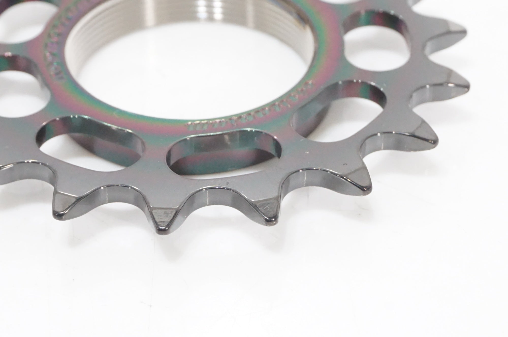 NOVACORONA 「ノバコローナ」 チタン 18T コグ / AKIBA店