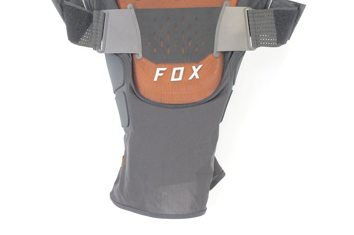 FOX 「フォックス」 BASEFRAME PRO サイズS ベスト / 宇都宮店