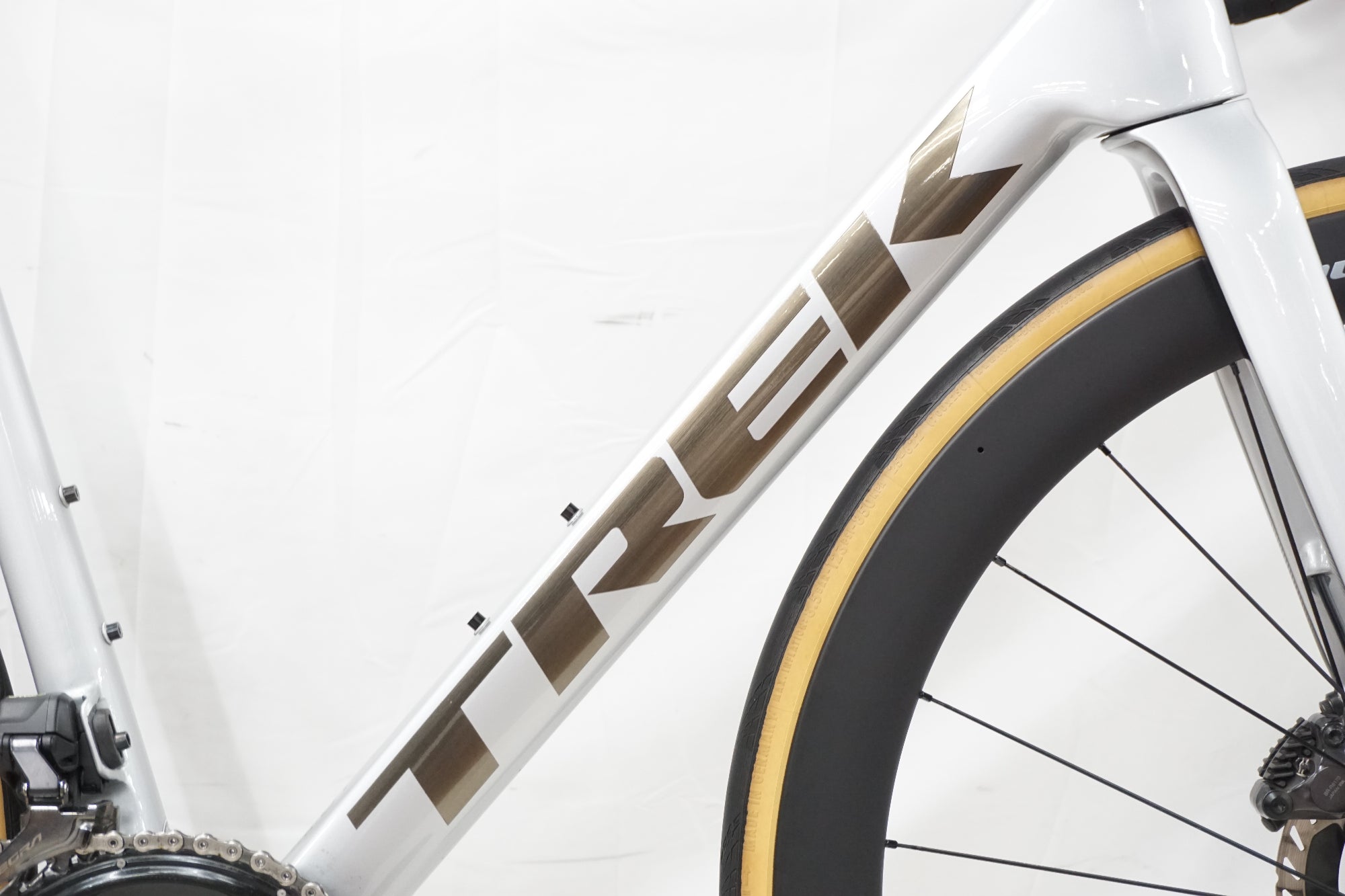 TREK 「トレック」 EMONDA SL5 DISC 2022年モデル ロードバイク / 奈良店