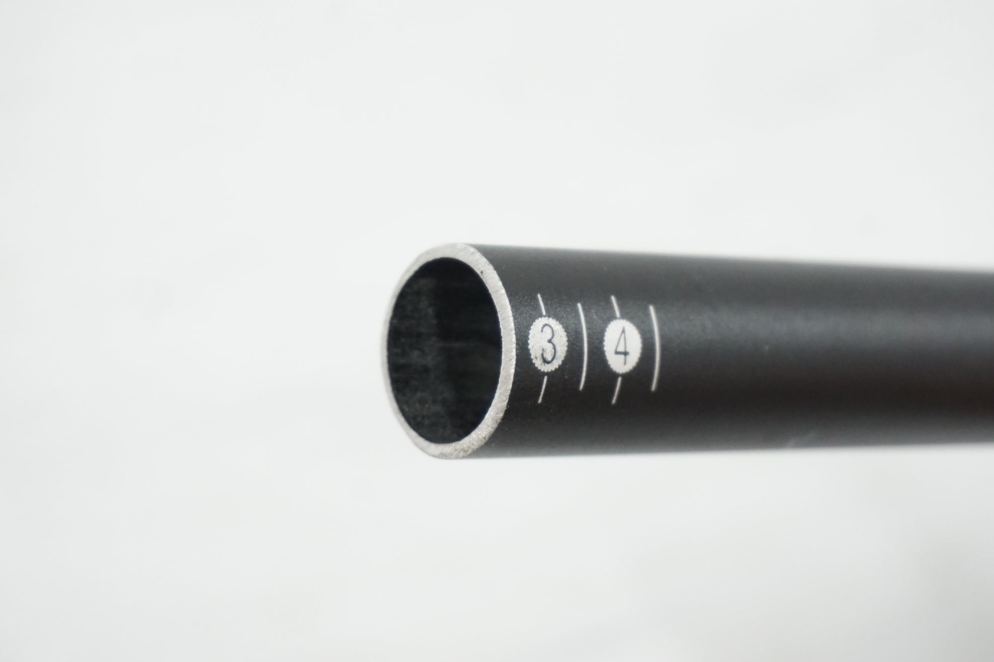 KONA 「コナ」 Φ31.8 690mm ハンドル / 奈良店