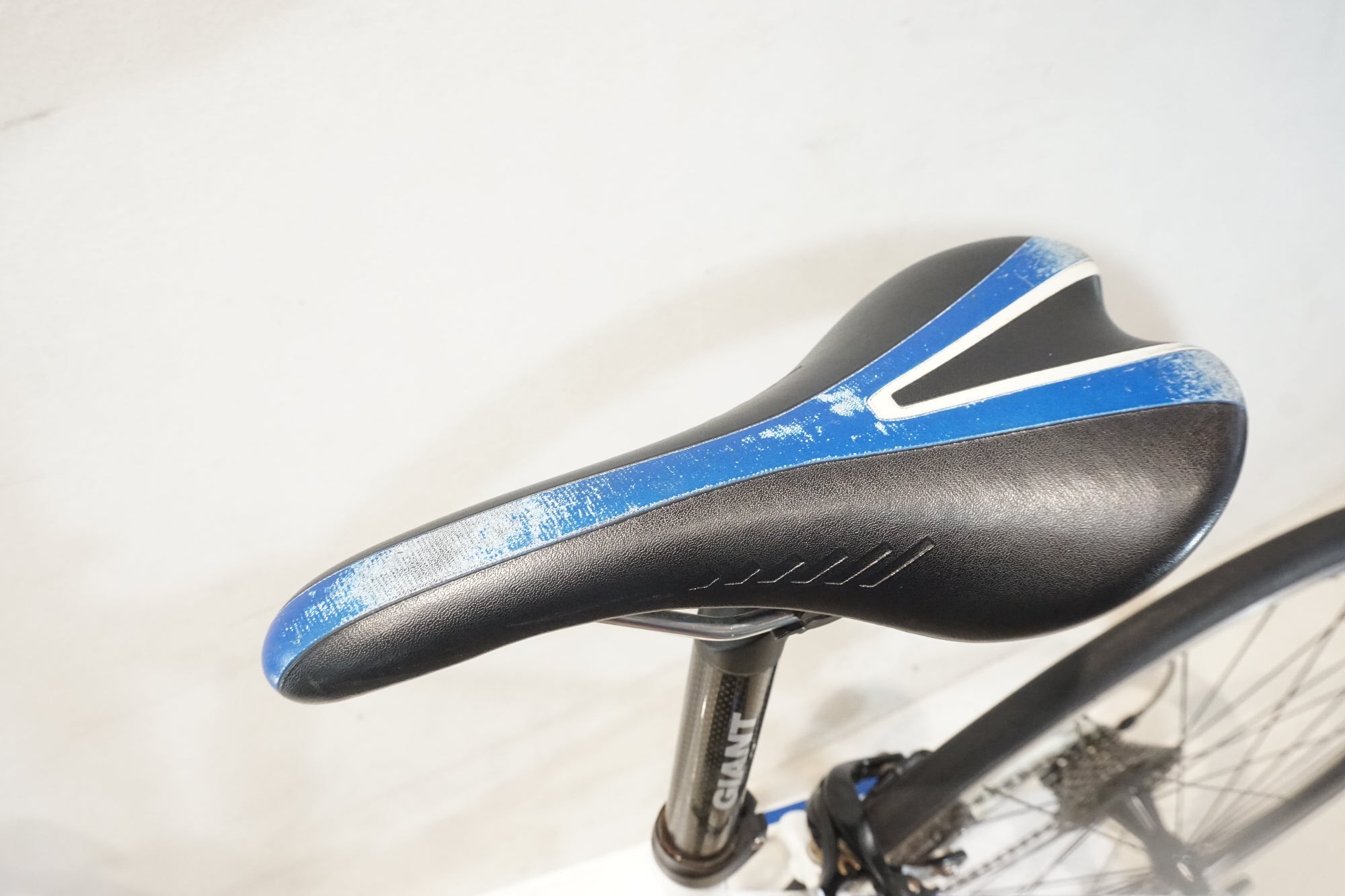 GIANT 「ジャイアント」 DEFY 1 2012年モデル ロードバイク / 横浜戸塚店