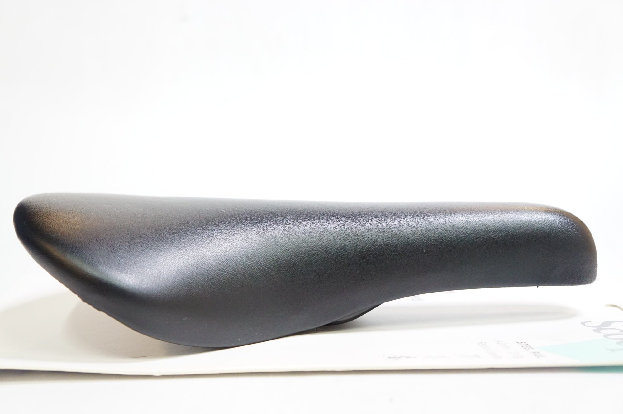 FABRIC 「ファブリック」 サドル / 熊谷本店