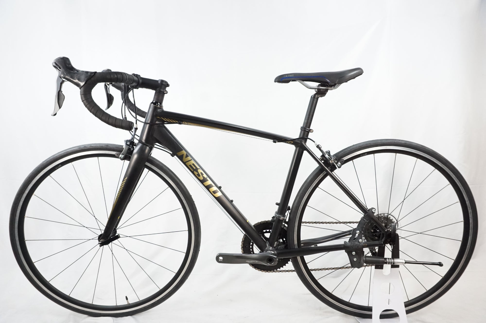 NESTO 「ネスト」 FALAD PRO 2022年モデル ロードバイク/ 川越店