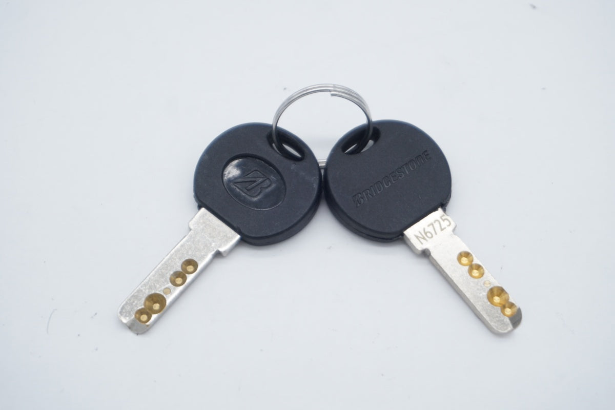BRIDGESTONE 「ブリヂストン」 ワイヤーロック / 滋賀大津店
