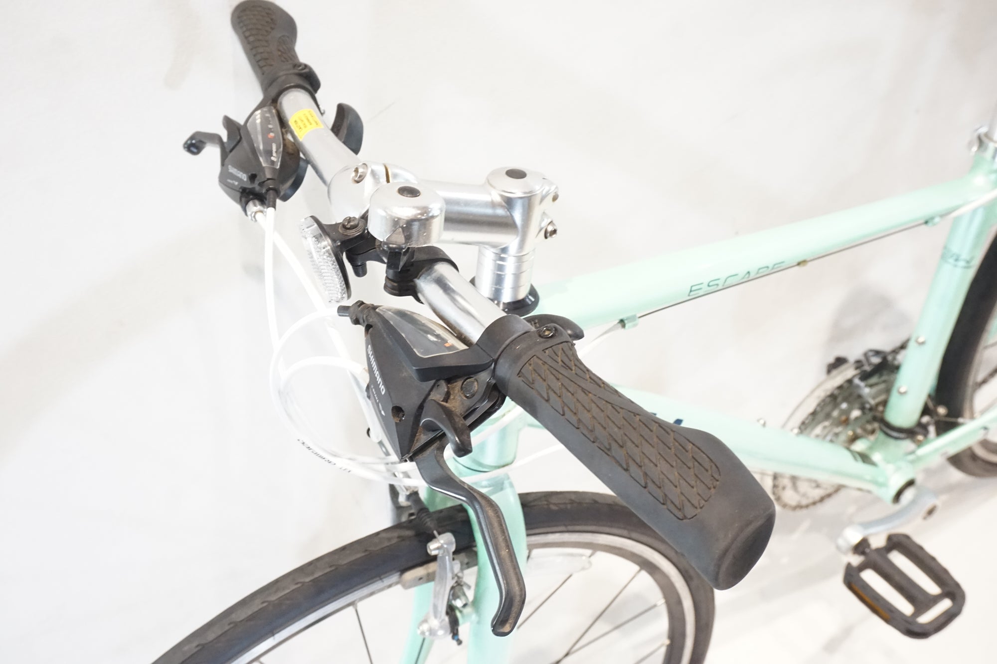 GIANT 「ジャイアント」 LIV ESCAPE R3 W 2024年モデル クロスバイク / 横浜戸塚店