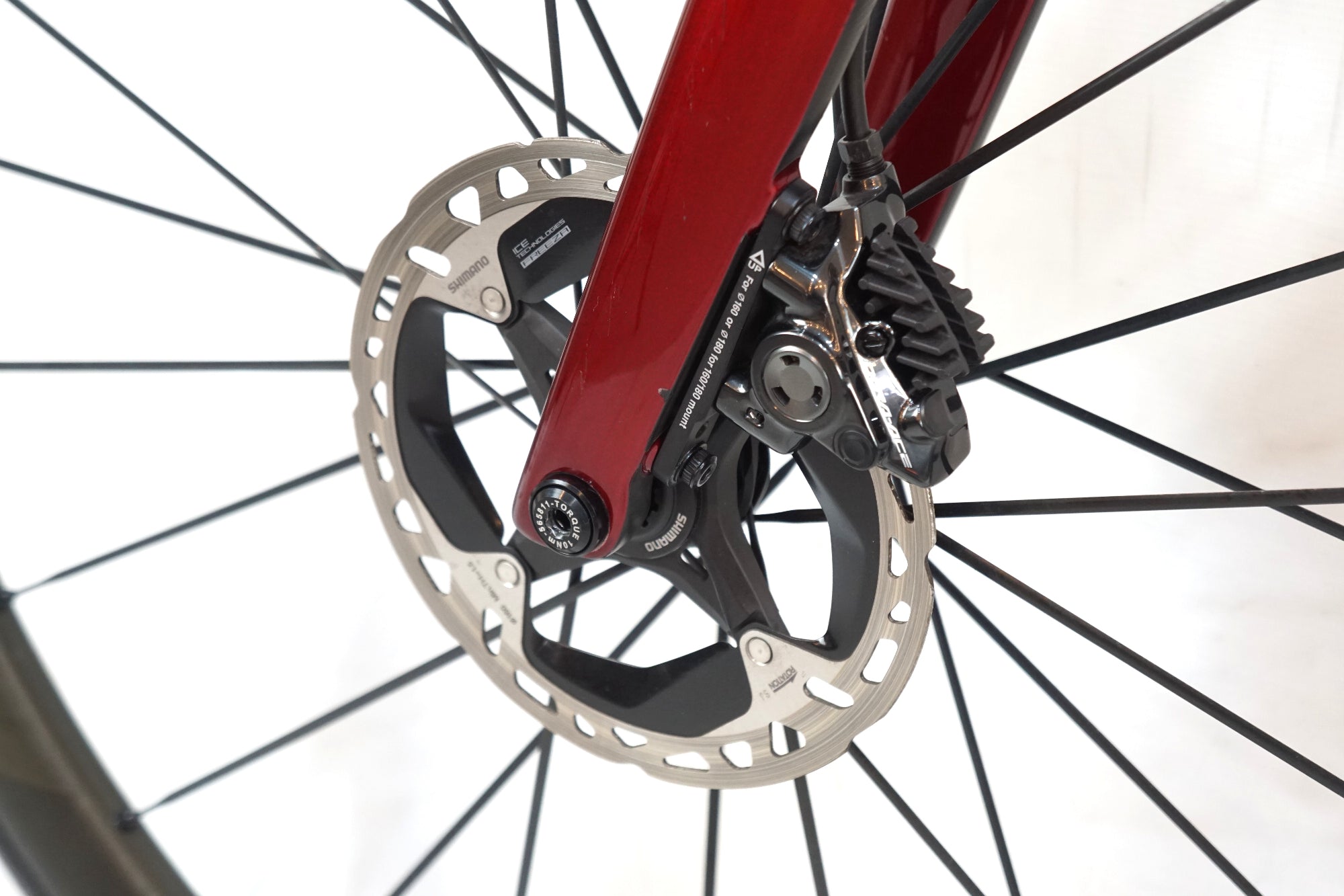 TREK 「トレック」 EMONDA SLR7 DISC 2021年モデル ロードバイク