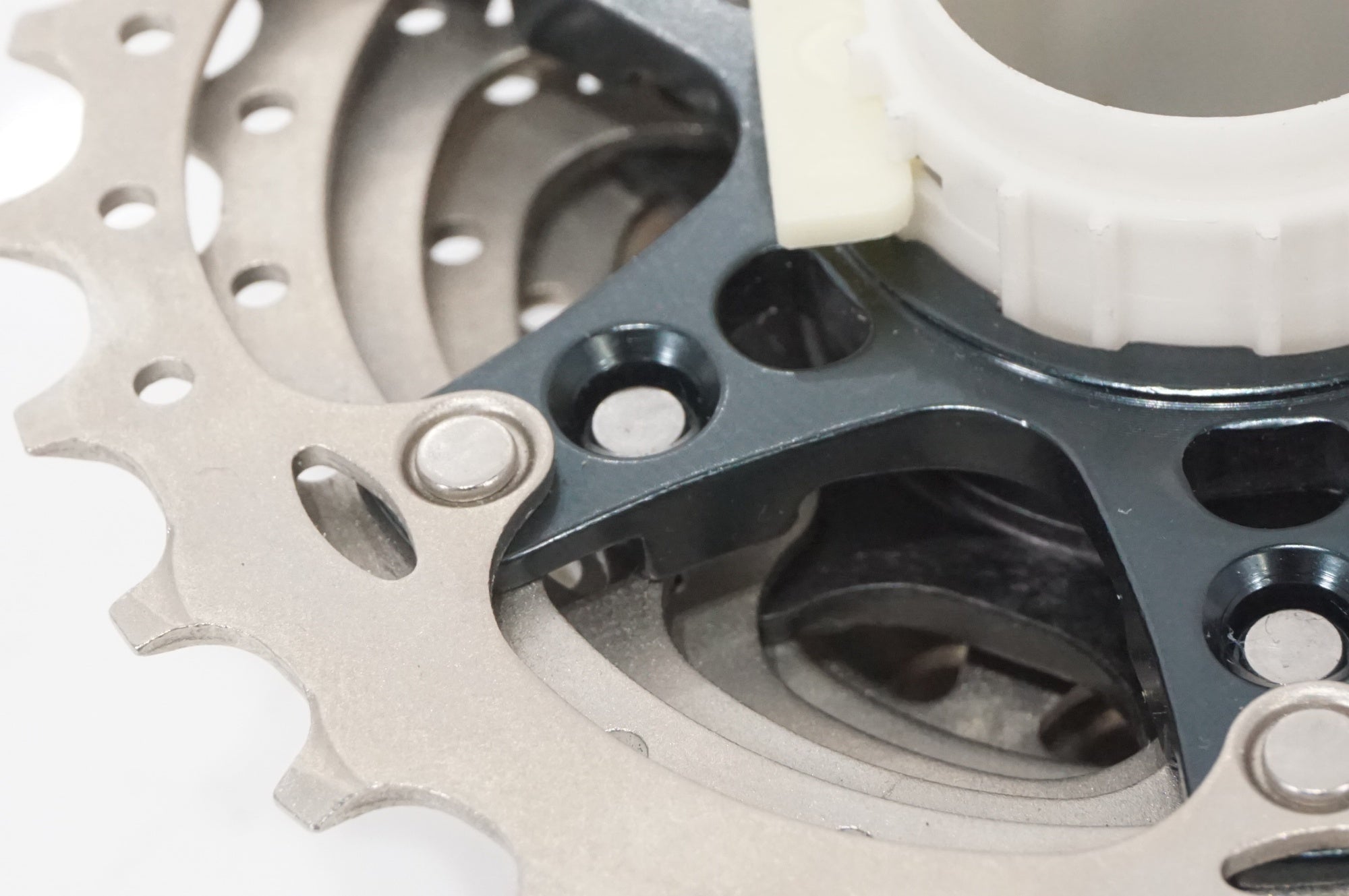 SHIMANO 「シマノ」 ULTEGRA CS-R8000 11-28T スプロケット / AKIBA店