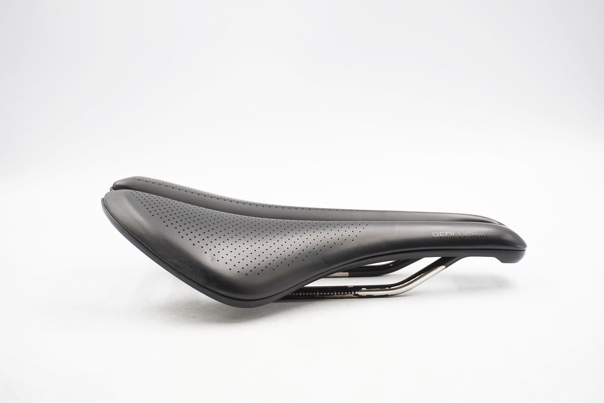 BONTRAGER 「ボントレガー」 AEOLUS ELITE サドル / 奈良店