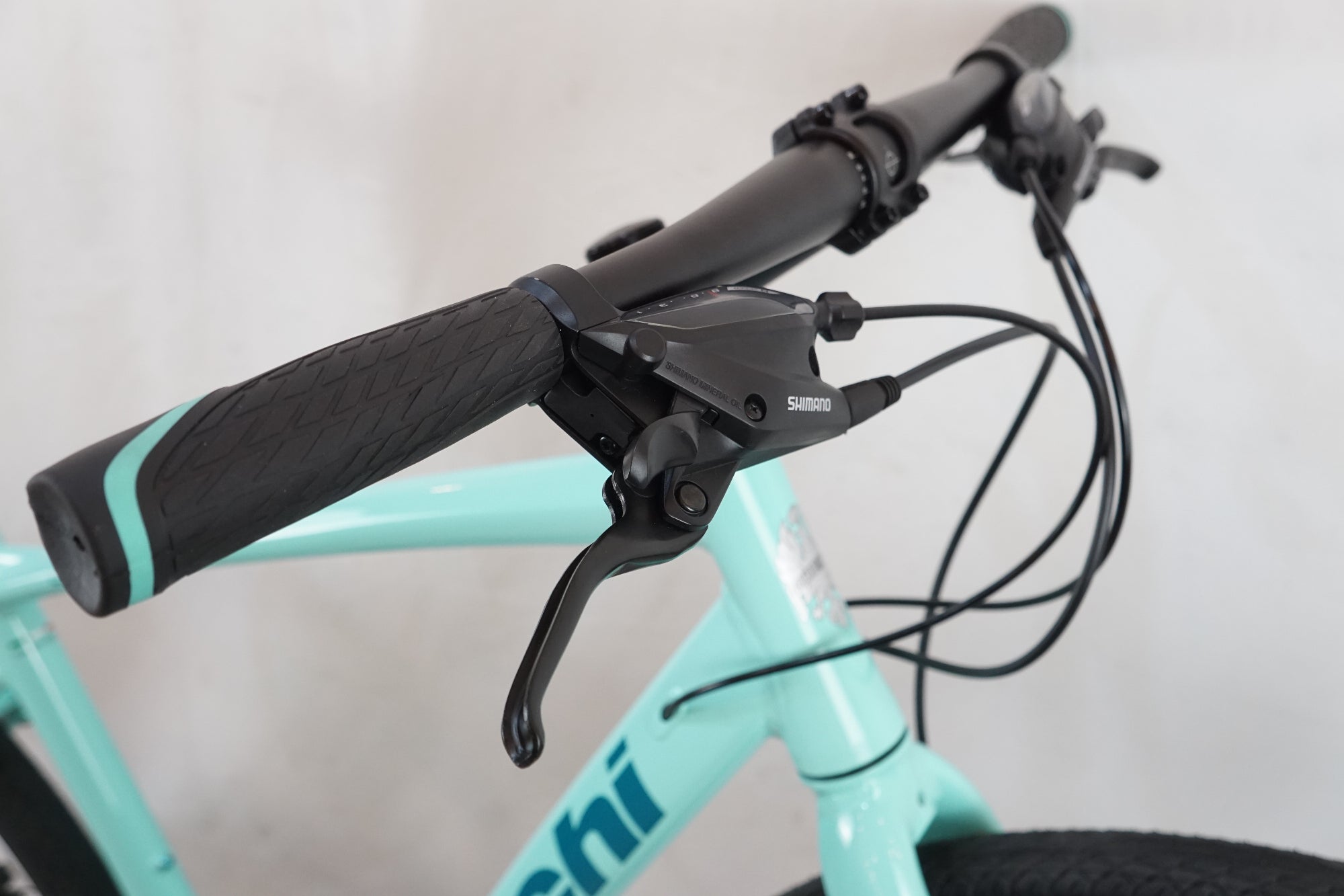 BIANCHI 「ビアンキ」 C SPORT2 DISC 2025年モデル クロスバイク / バイチャリ浦和ベース