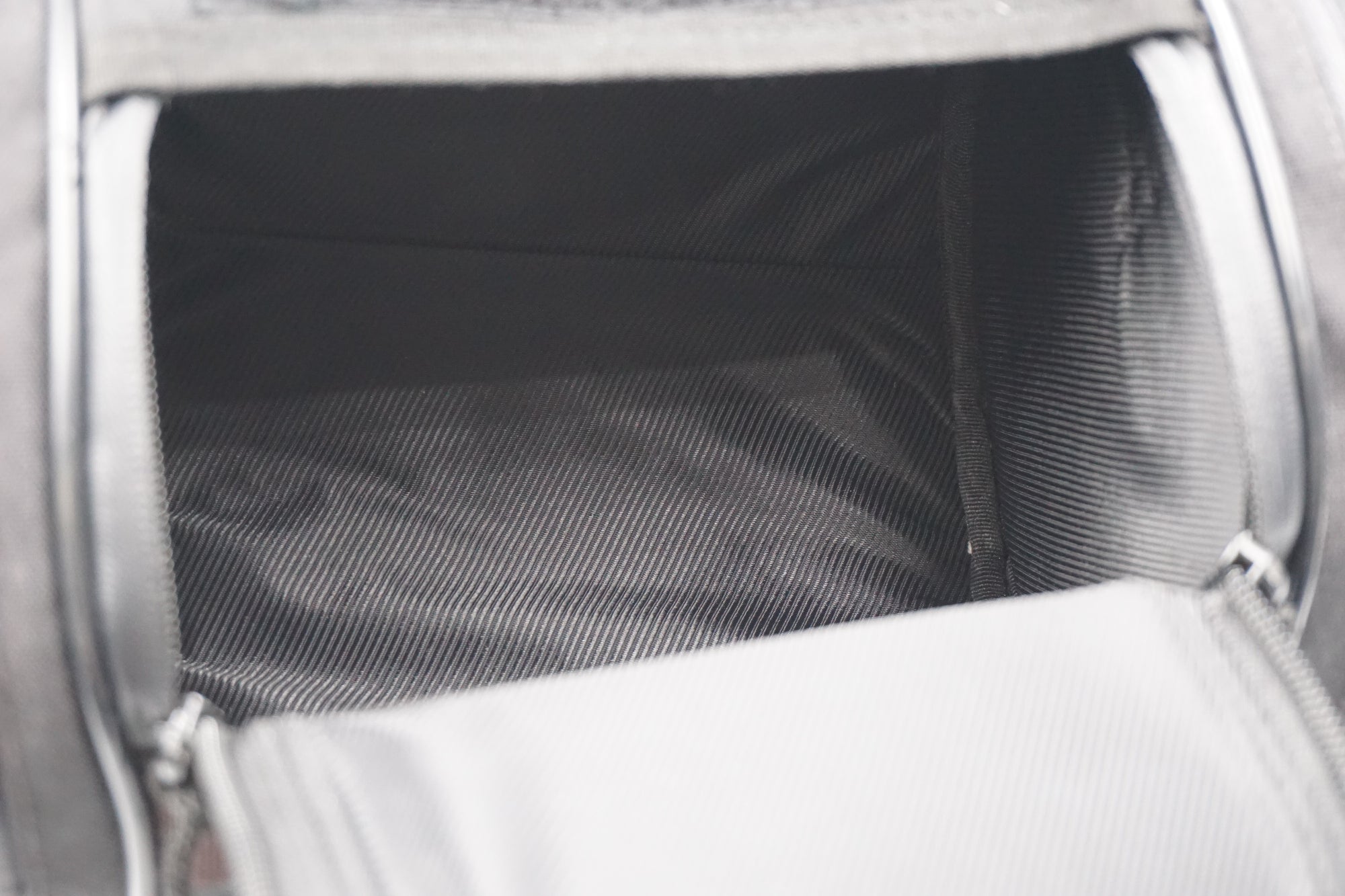 ADEPT 「アデプト」 フロントバッグ / 奈良店